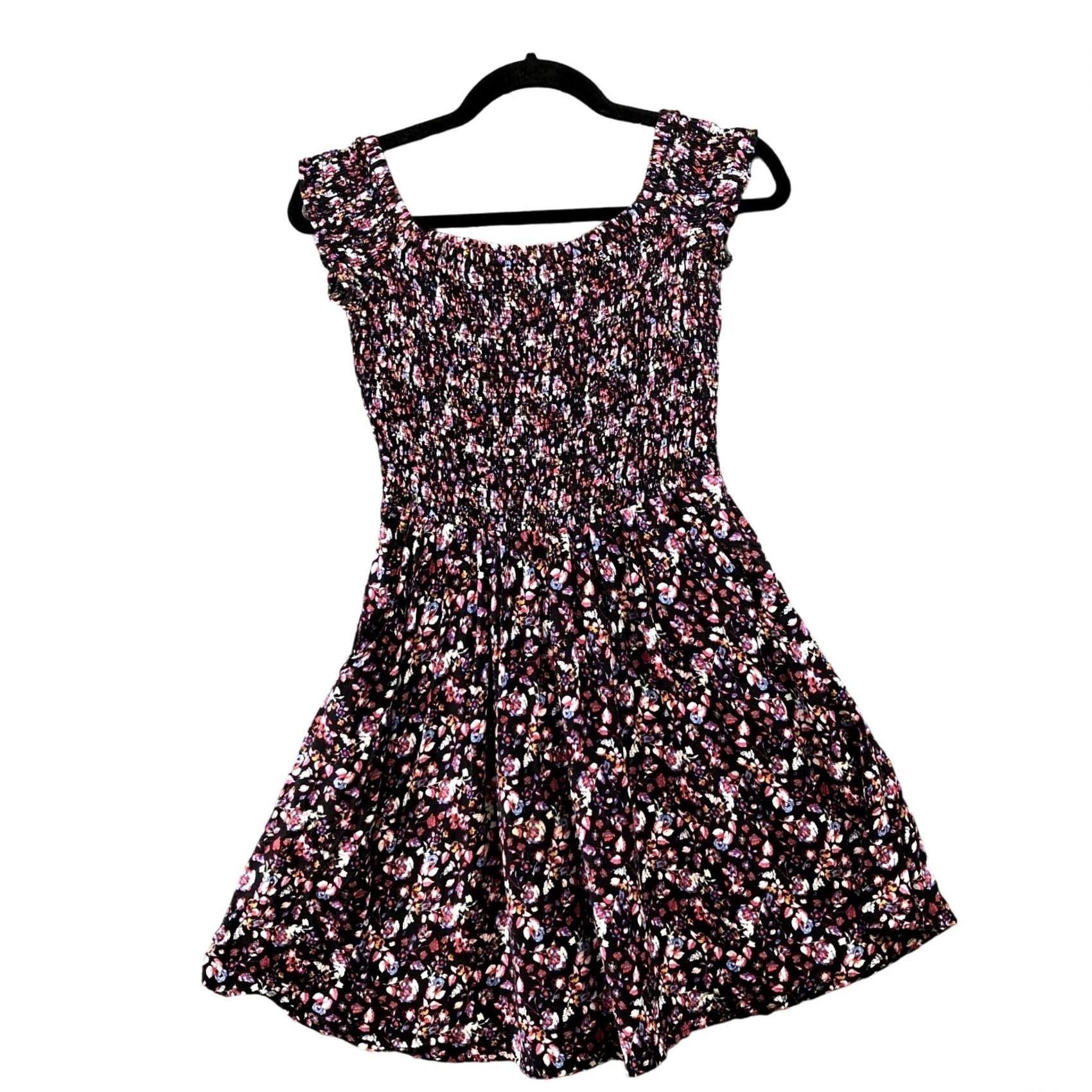 Express Express Mini Dress XS Black Floral Smocked Rayon Short Sleeve Pockets Size 26" / US 2 / IT 38 - 2 Thumbnail