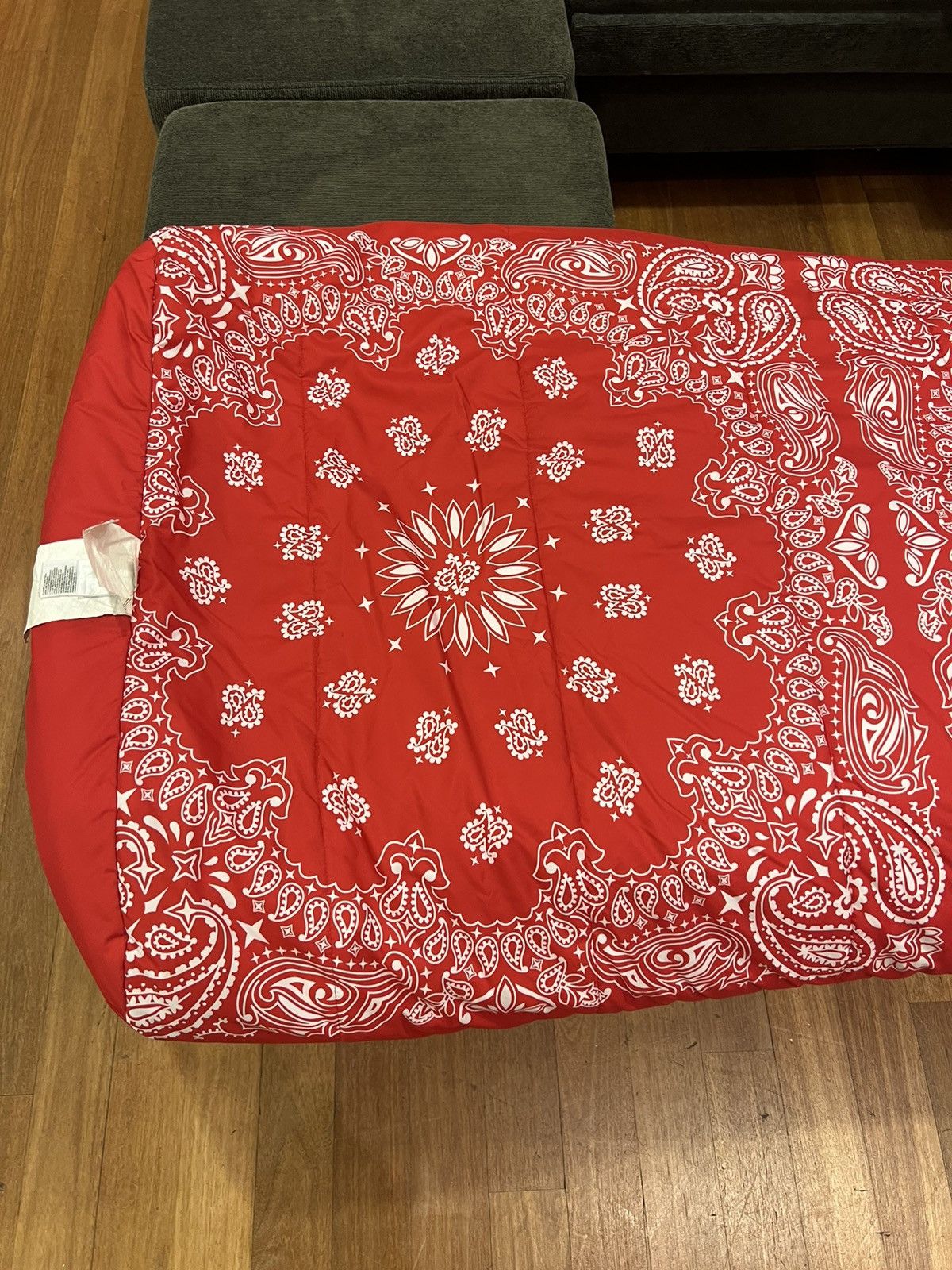 Supreme × The North Face Supreme The North Face Red Bandana Sleeping Bag Paisley Size ONE SIZE - 15 Thumbnail