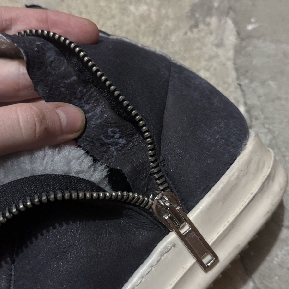 Rick Owens F/w 13? Rick owens sample fur ramones Size US 9 / EU 42 - 12 Thumbnail