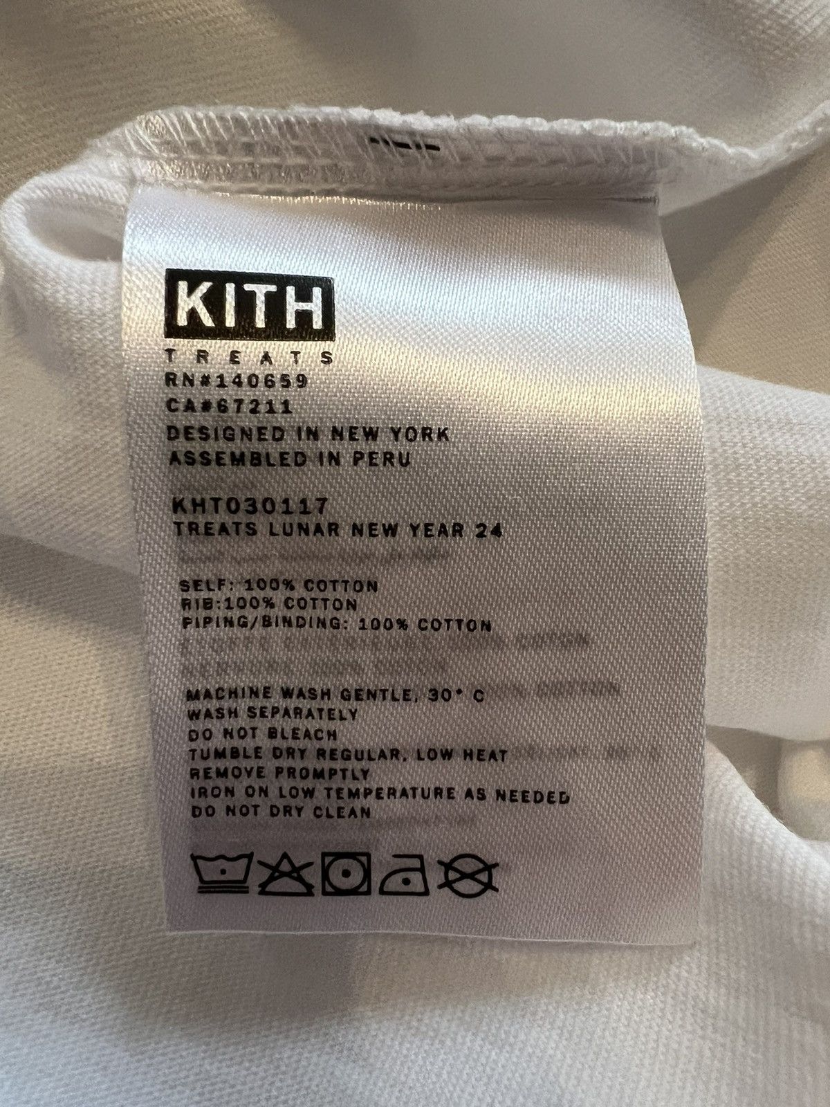 Kith Kith Treats Year of the Dragon Long Sleeve - White Size US M / EU 48-50 / 2 - 7 Thumbnail