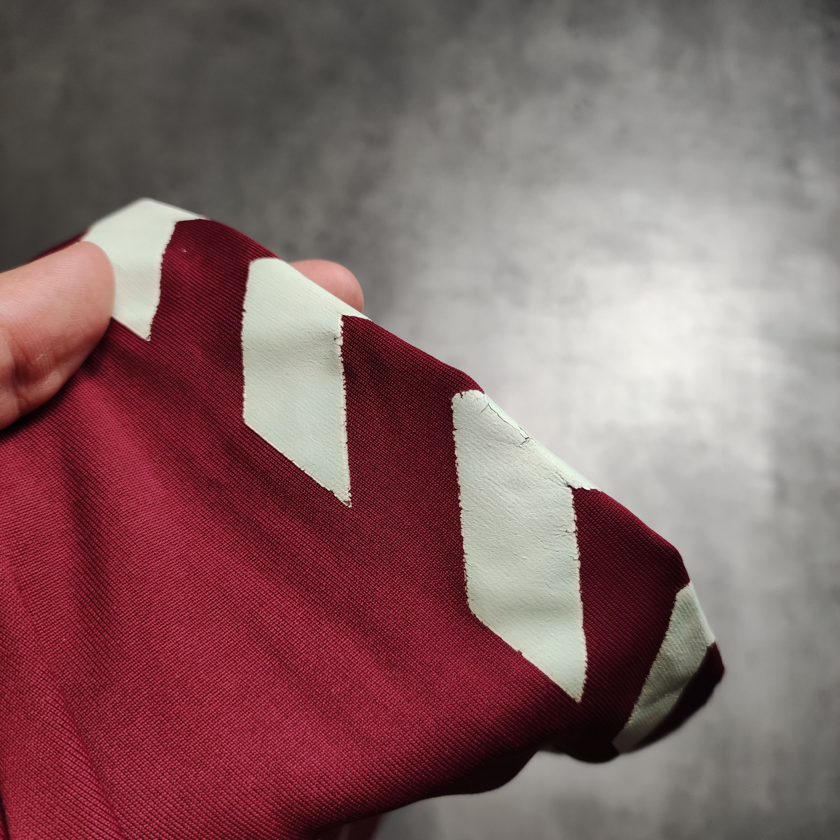 Vintage RARE 2006/2007 Football Soccer Heart of Midlothian Jersey Size US S / EU 44-46 / 1 - 7 Thumbnail