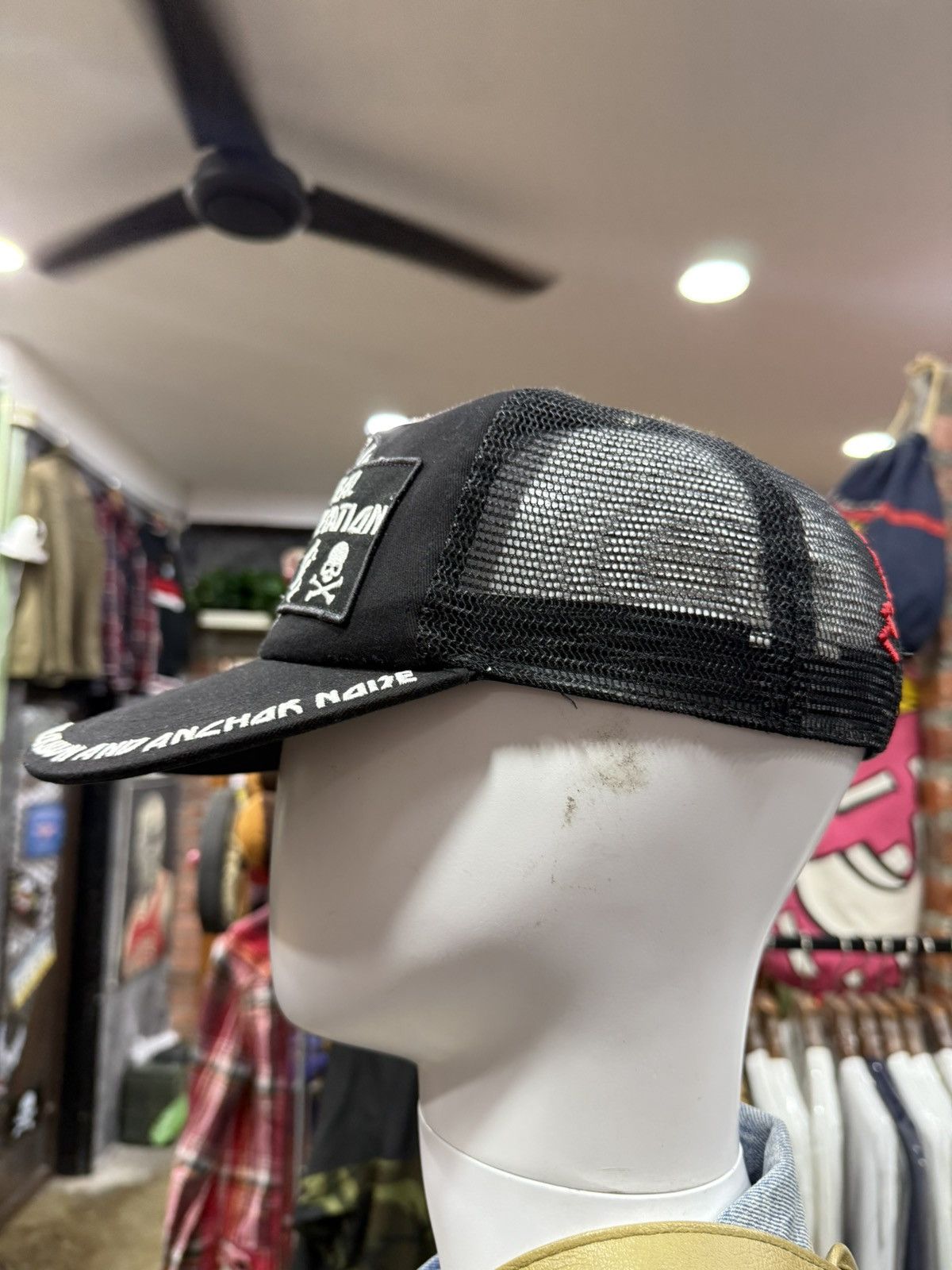Band Tees Vintage🔥 trucker cap Size ONE SIZE - 2 Thumbnail
