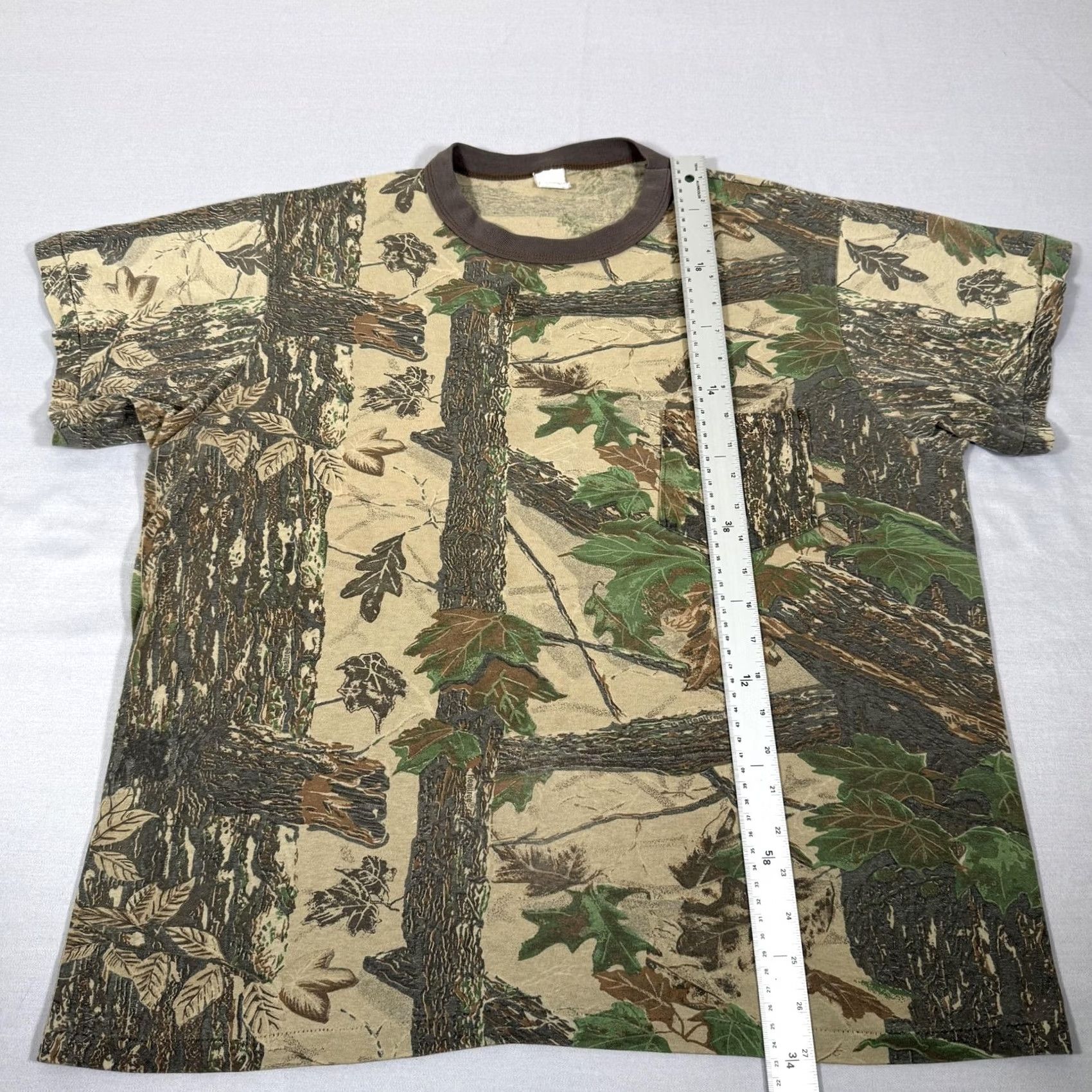 Realtree VINTAGE Realtree Shirt Mens XL Camouflage Short Sleeve Crew Neck with Pocket 90s Outdoor Hunting 1990s Size US XL / EU 56 / 4 - 6 Thumbnail