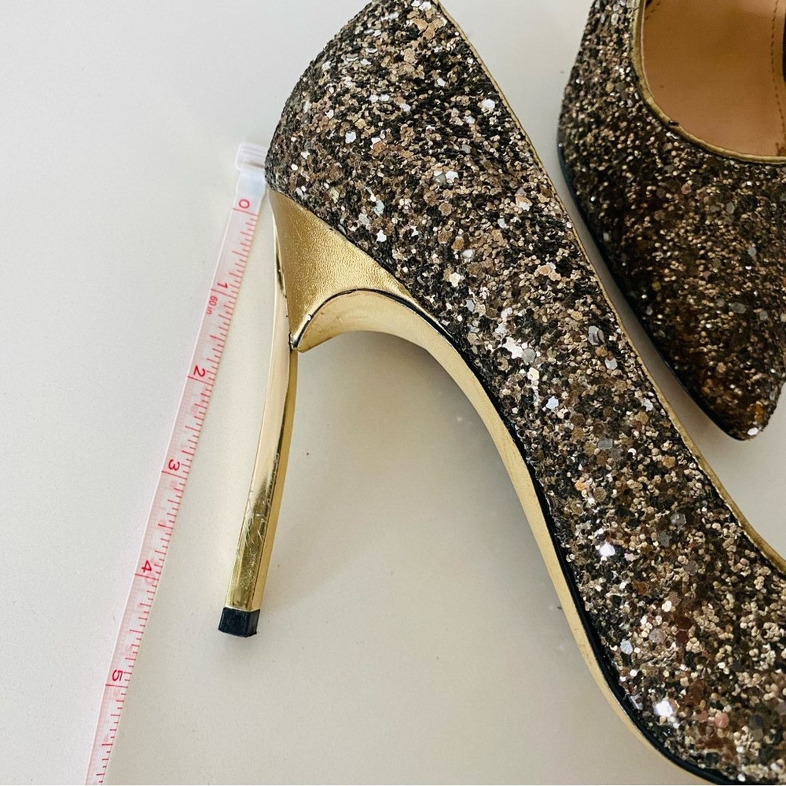 Enzo Mantovani ENZO ANGIOLINI Gold Sequins Sparkle Metallic Stiletto Heels Size US 9 / IT 39 - 7 Thumbnail