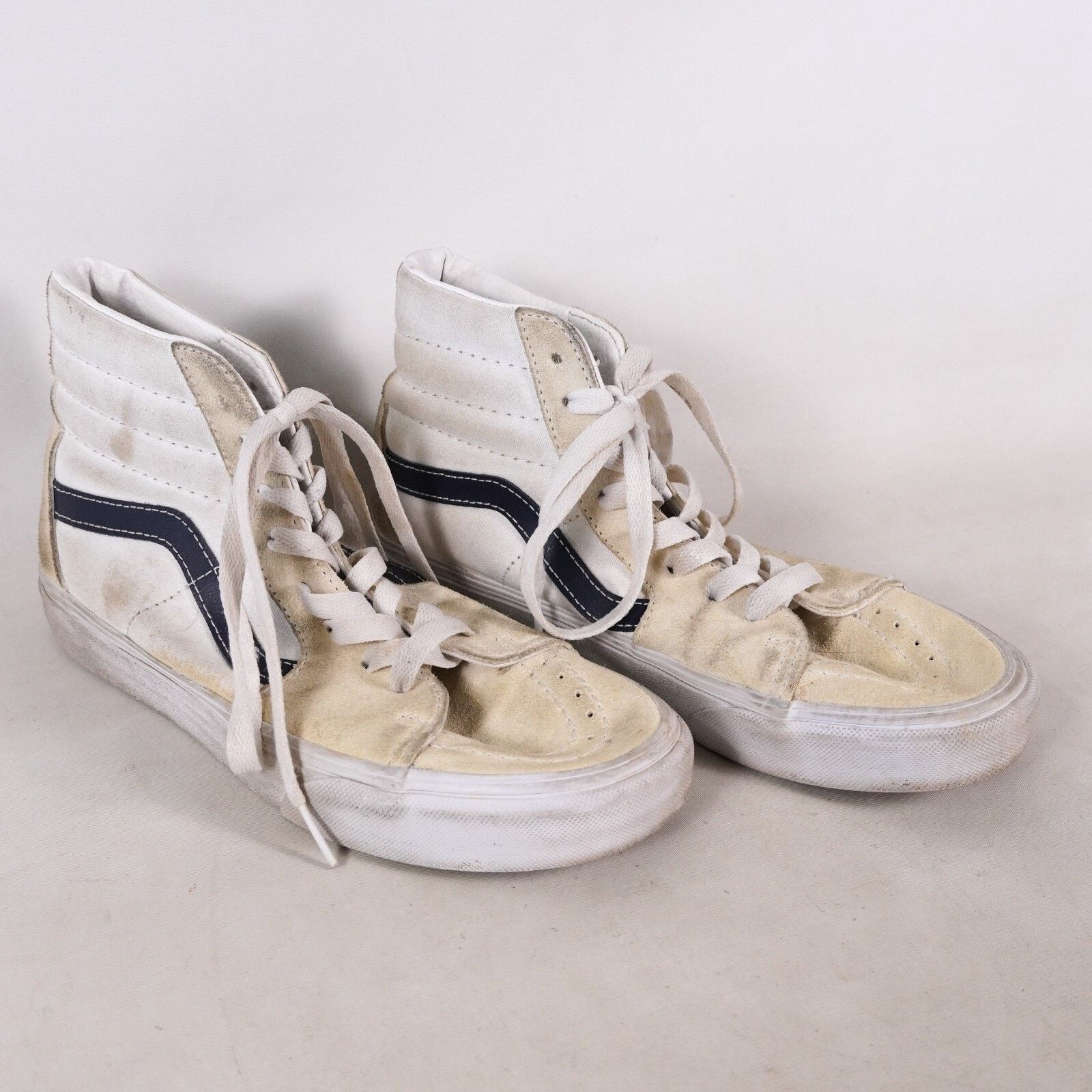 Vans Vans Classic Sk8-Hi Skate Shoe Casual High Top Sneaker Men 6 Size US 6 / IT 36 - 1 Thumbnail