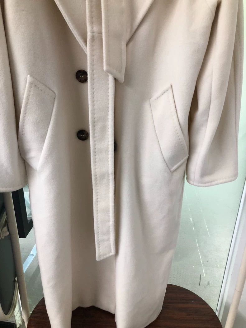 Max Mara Max Mara coat Size L / US 10 / IT 46 - 3 Thumbnail
