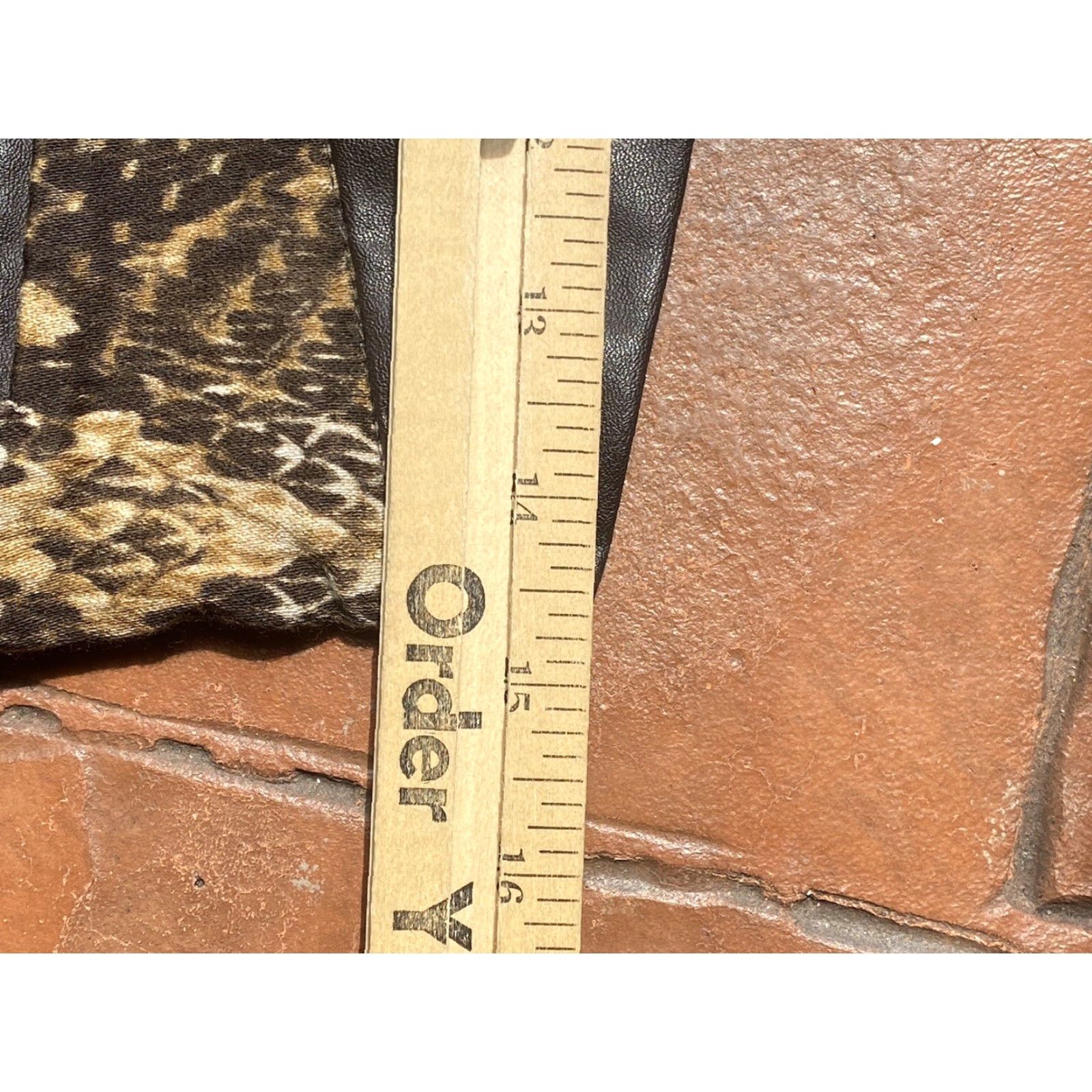 Vintage VINTAGE Amnesia Designer Jeans Flare Pants Women's Size 3 Brown Animal Print Reptile 32 Inseam France Women Size 26" / US 2 / IT 38 - 6 Thumbnail
