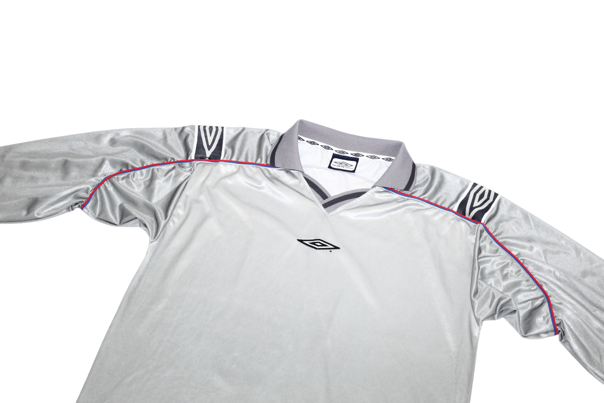 Umbro RARE VTG🔥 Umbro goalkeeper silver jersey Size US XL / EU 56 / 4 - 5 Thumbnail