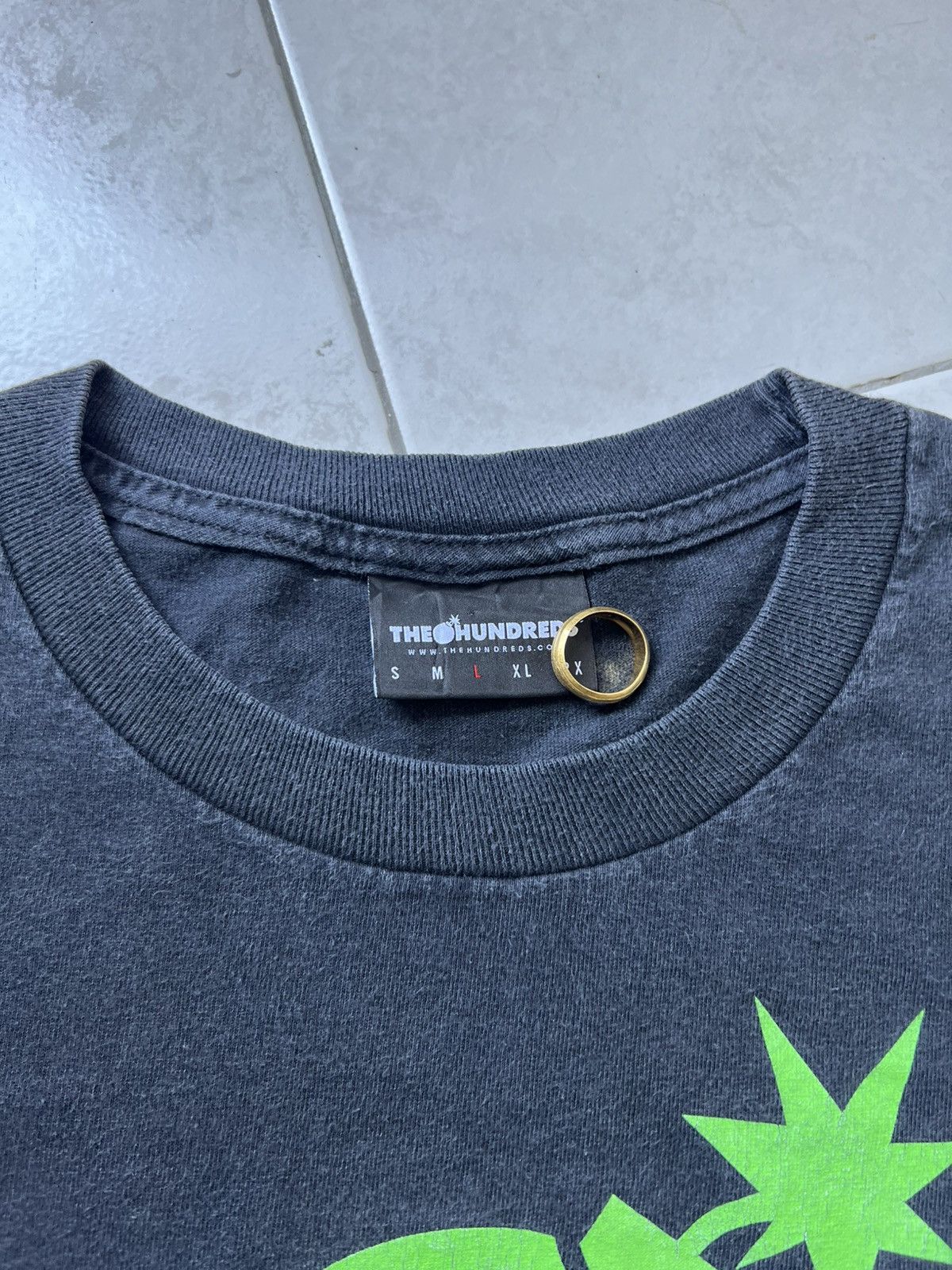 The Hundreds Faded The Hundreds Parody Apple Tees Size US L / EU 52-54 / 3 - 4 Thumbnail