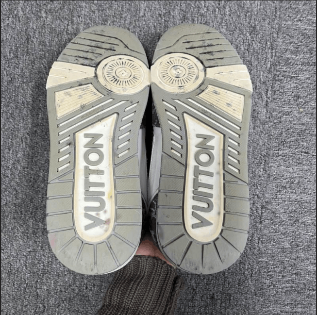 Louis Vuitton Louis Vuitton low-top sneakers 39.5 Size US 6.5 / EU 39-40 - 4 Thumbnail