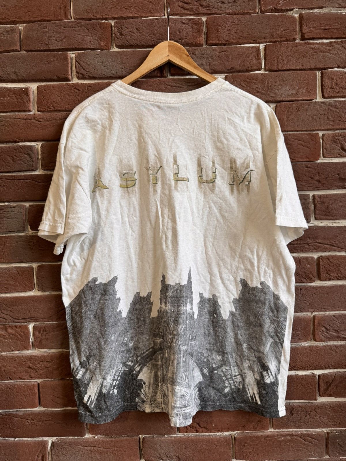 Band Tees Vintage 00s Disturbed Asylum Metal Band Tee White L Size US L / EU 52-54 / 3 - 2 Thumbnail