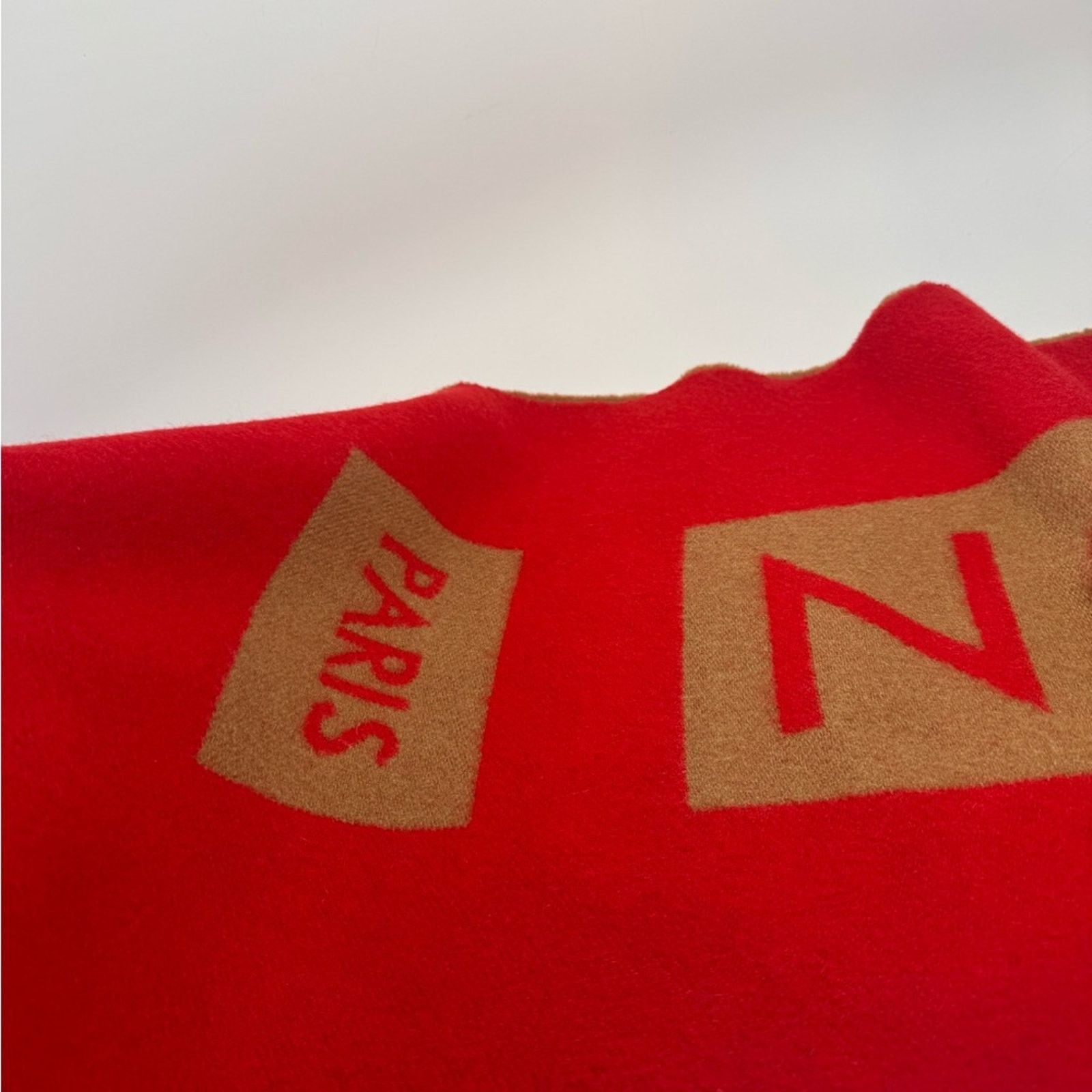 Louis Vuitton Louis Vuitton Red & Camel Double Sided 100% Cashmere Scarf Size ONE SIZE - 12 Thumbnail