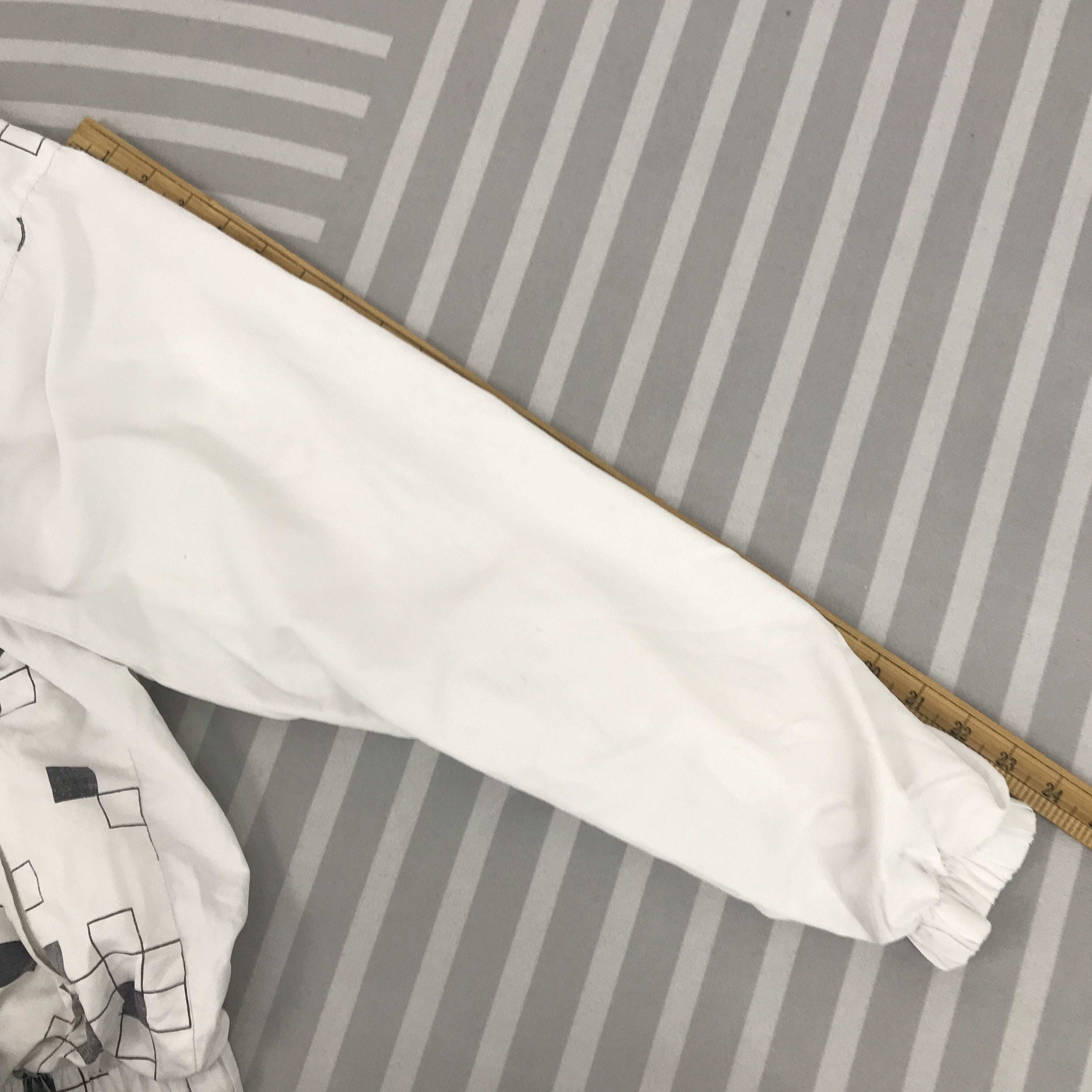 Lacoste Lacoste Tracktop Size US L / EU 52-54 / 3 - 6 Thumbnail