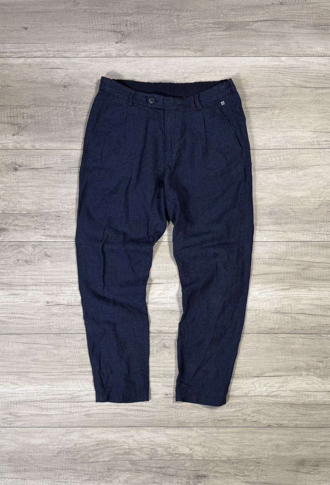 Hiltl Hiltl Tessuti Sondrio lightweight tapered linen trousers Size US 32 / EU 48 - 1 Thumbnail