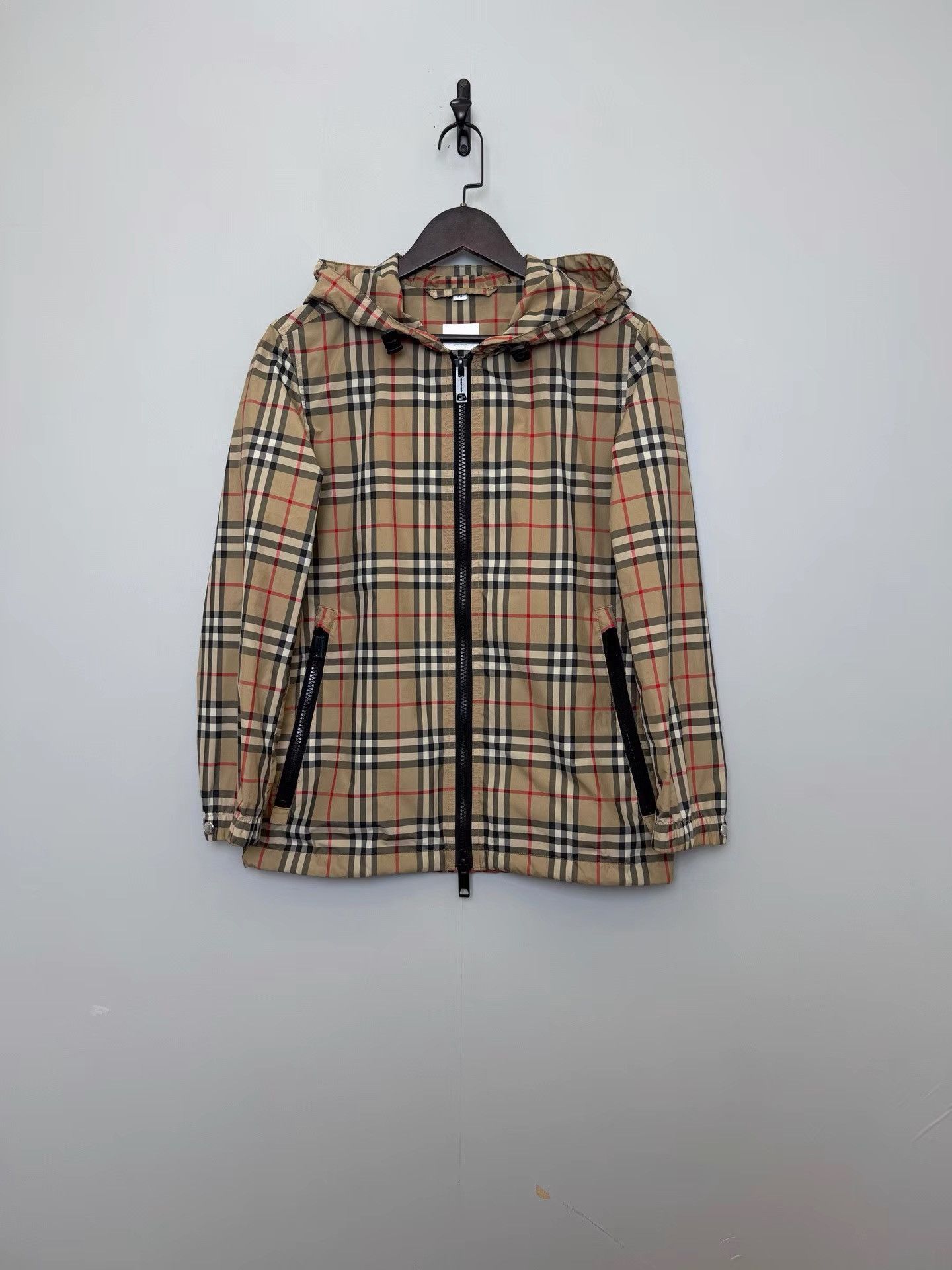 Burberry Burberry Check Hooded Lightweight Jacket K36 Size US XS / EU 42 / 0 - 1 Thumbnail