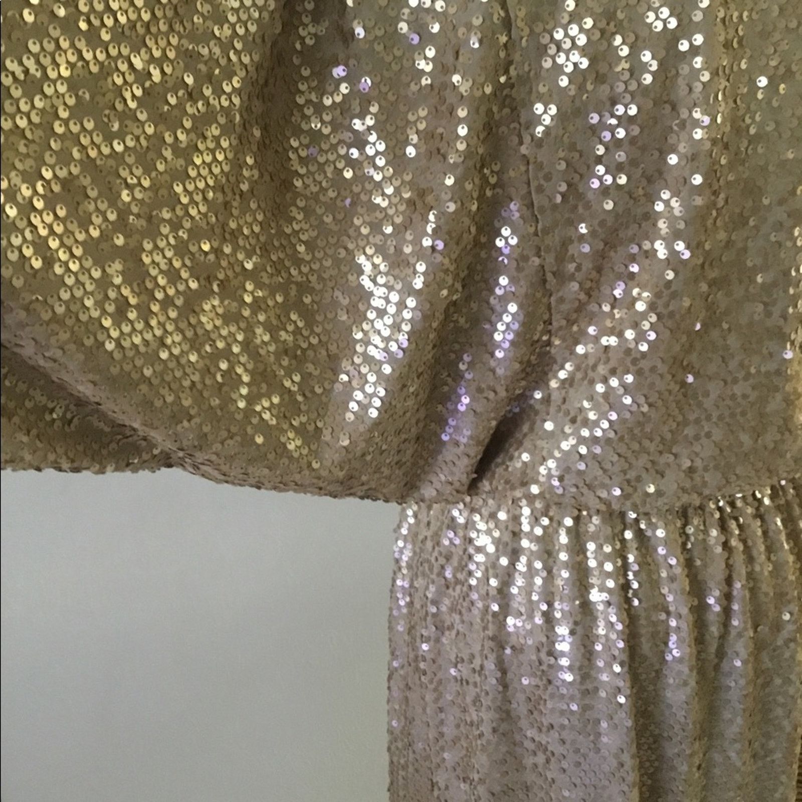 Other Suzi Chin for Maggy Boutique Gold Sequin Mini Dress Size M / US 6-8 / IT 42-44 - 5 Thumbnail