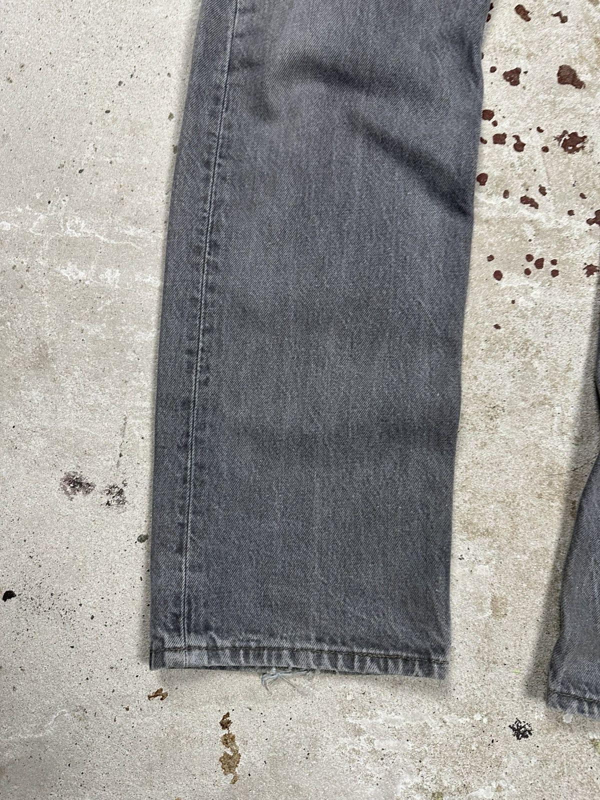 Levi's Vintage 1995 Levi’s 501 Gray Denim Pants Jeans made in USA Size US 33 - 3 Thumbnail