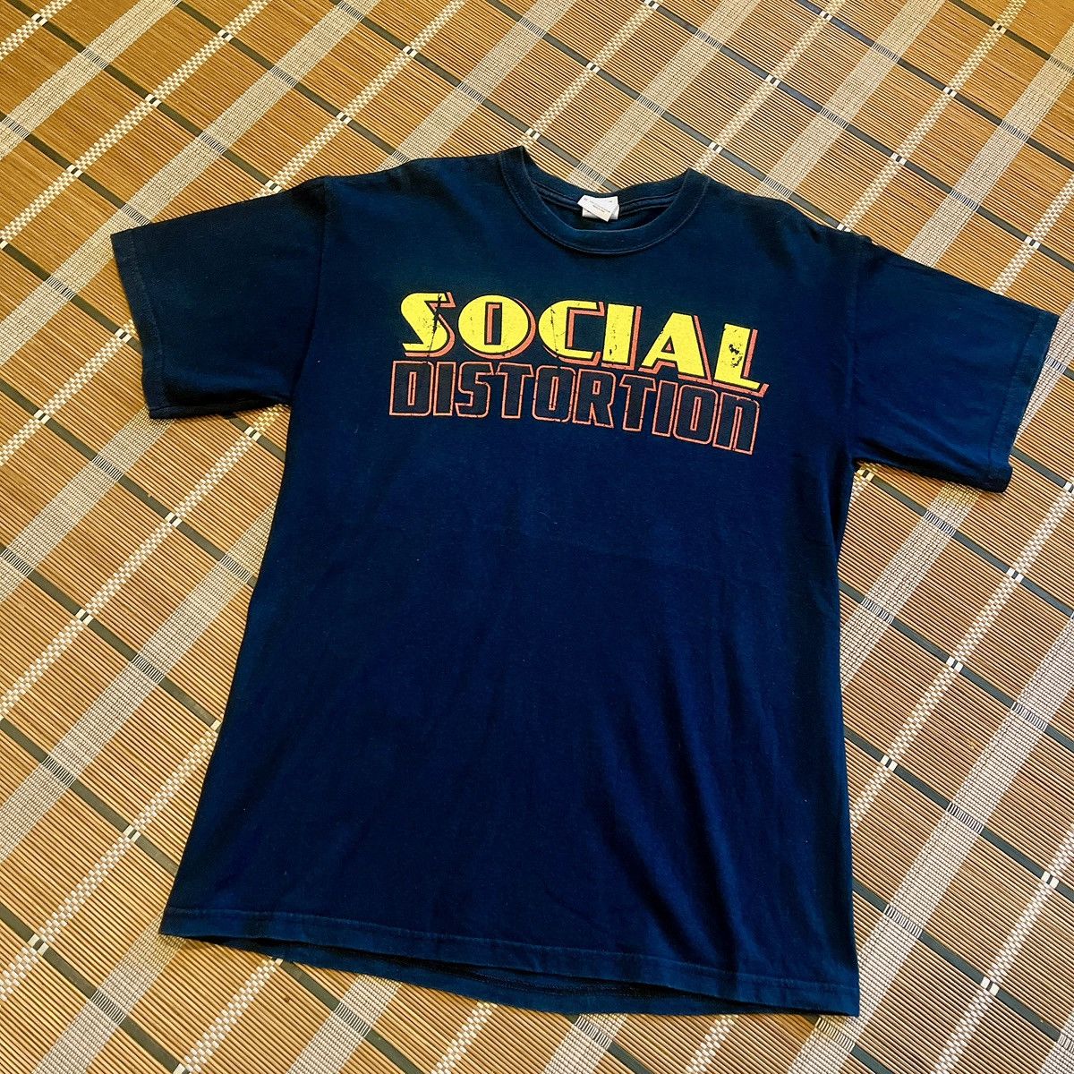 Band Tees × Vintage Social Distortion Fall Tour 2010 🚬💀🎩🍷 Size US M / EU 48-50 / 2 - 1 Thumbnail