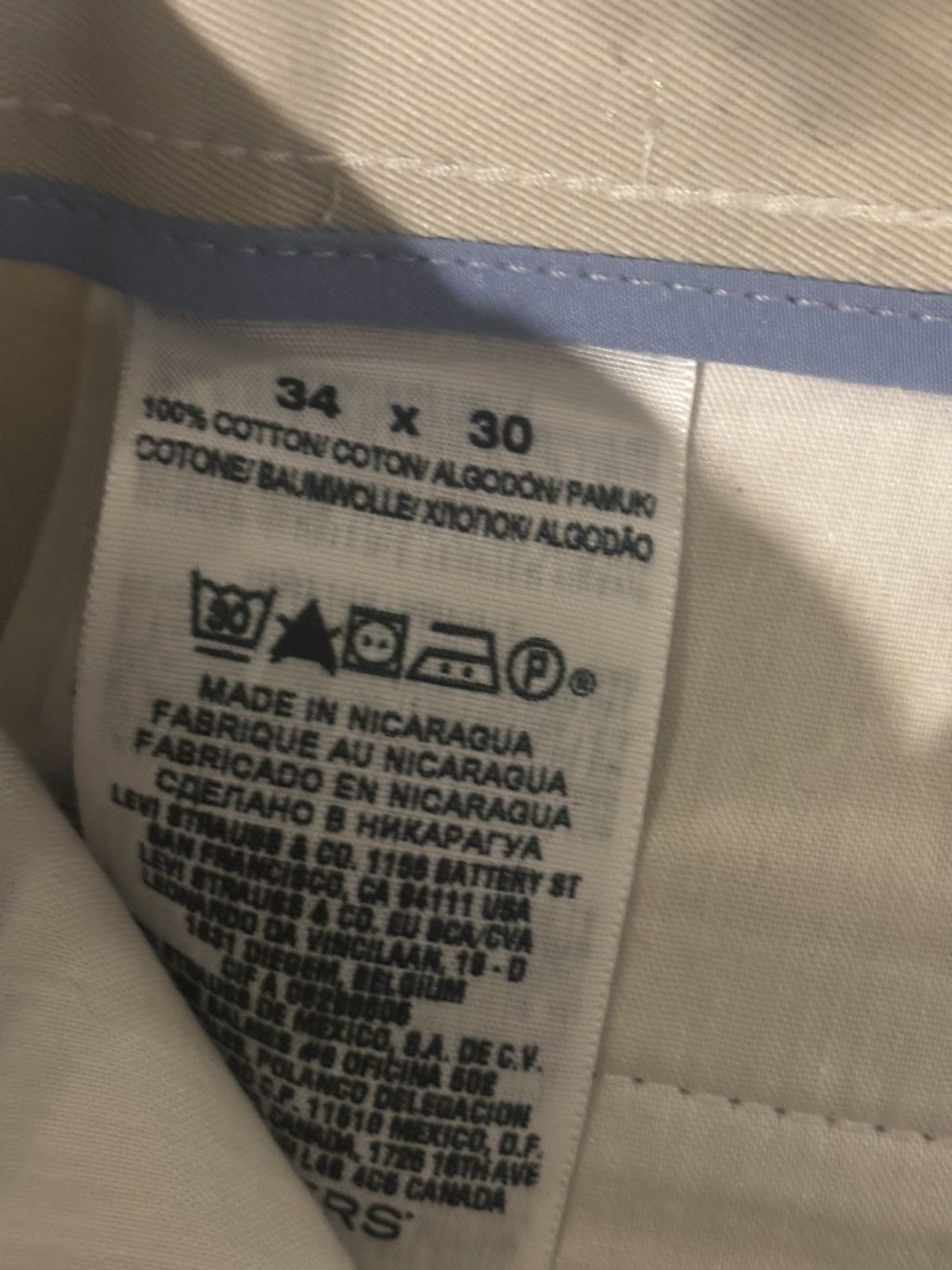 Dockers Men’s beige Chino Pants.mp3430 Size US 34 / EU 50 - 9 Thumbnail