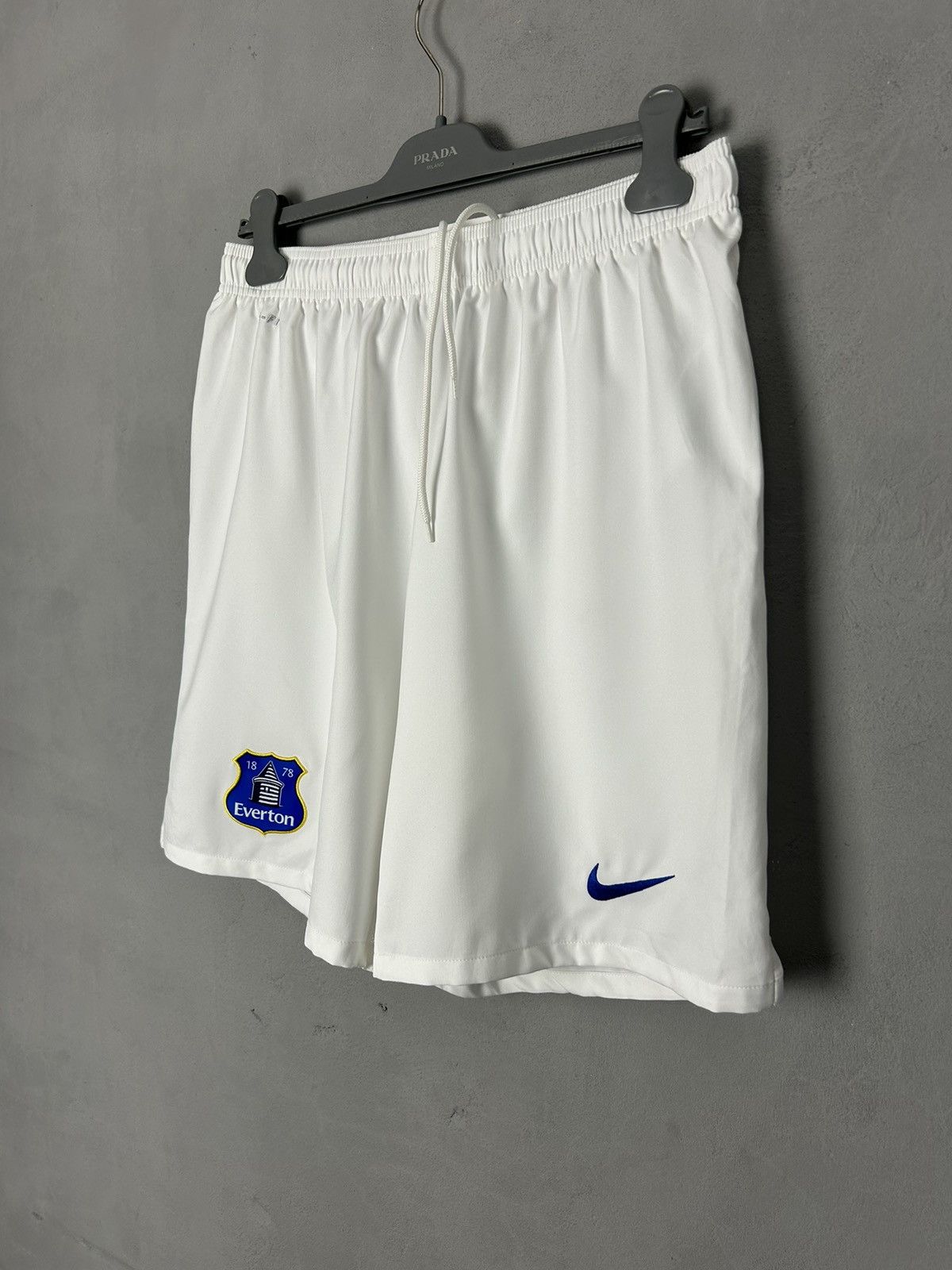 Nike Everton Nike 2013/14 Home Football Soccer Short Size US 36 / EU 52 - 4 Thumbnail
