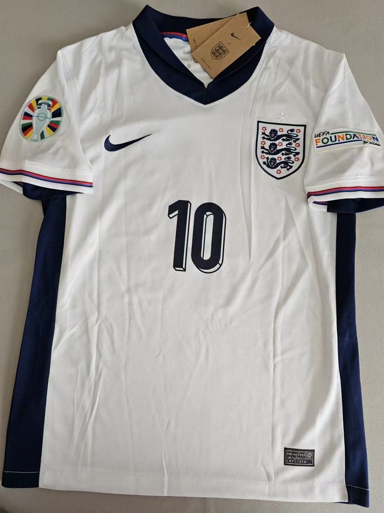 Other 2024 England 10 Bellingham Jersey Home XL Size US XL / EU 56 / 4 - 2 Thumbnail