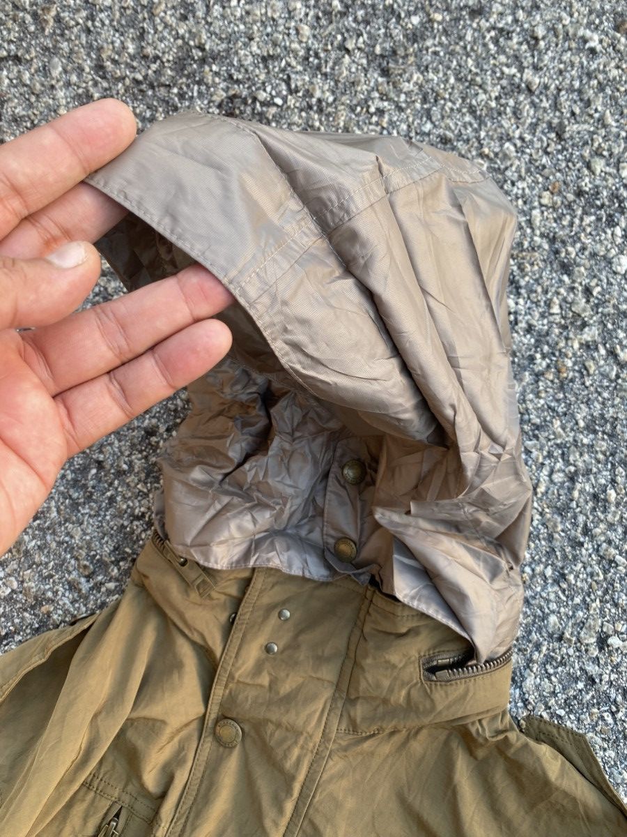 Burberry Burberry Vintage Military Jacket with Packable Hoodie Size US L / EU 52-54 / 3 - 21 Thumbnail