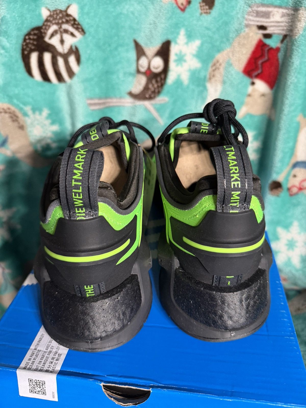 Adidas NMD V3 Boost Mens 9 Green/Black