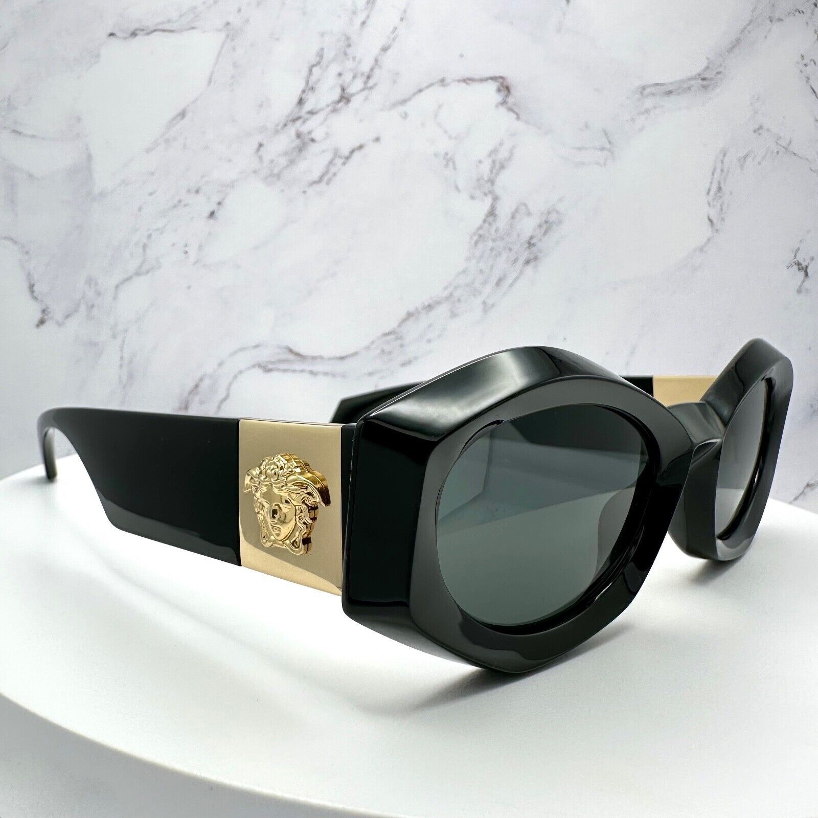 Versace New Versace Sunglasses Black Gold Medusa Plaque Oval Italy Size ONE SIZE - 14 Thumbnail