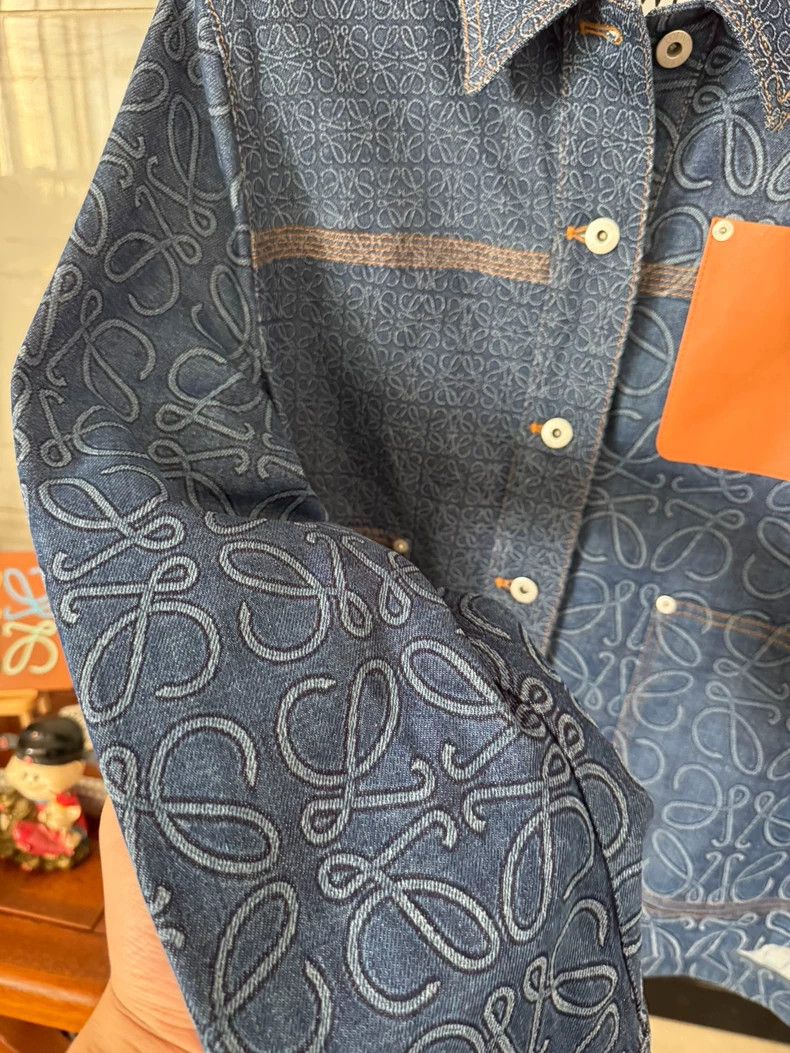 Loewe LOEWE Unisex size 36 shirt, sweater, windbreaker, jacket, Size XS / US 0-2 / IT 36-38 - 9 Thumbnail