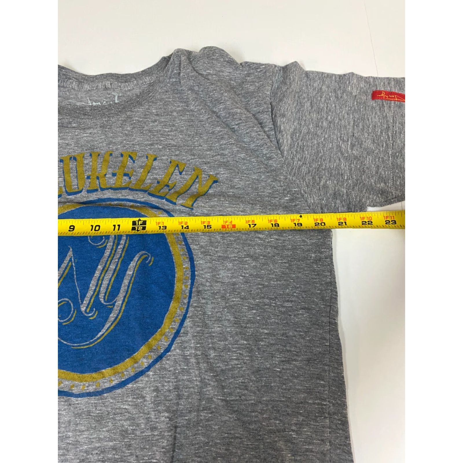 Vintage Jon Wye Mens T-Shirt L Gray Halloween Sports Logo Crew Neck Short Sleeve Regular Cotton Size US L / EU 52-54 / 3 - 7 Thumbnail