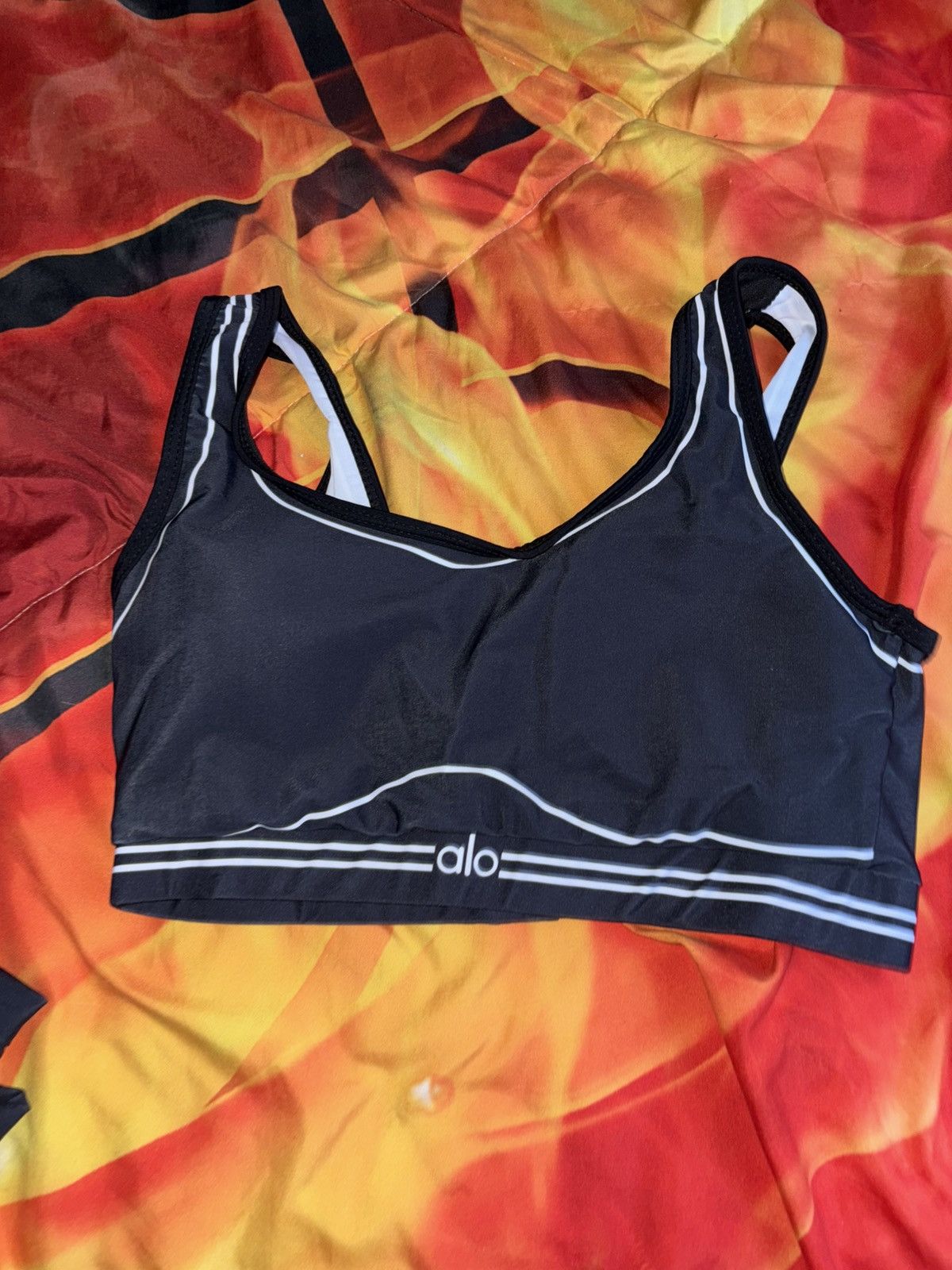 Alo Yoga Alo Yoga Black Matching Set NWT Leggings + Sports Bra Size 28" / US 6 / IT 42 - 8 Thumbnail