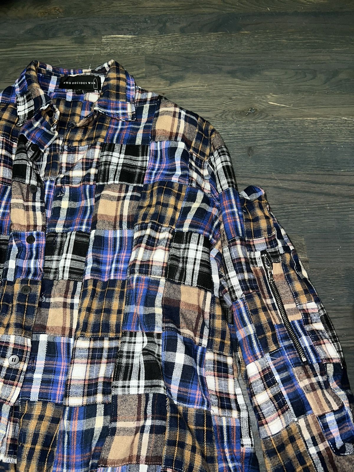 Who Decides War WHO DECIDES WAR FLANNEL LONG SLEEVE Size US M / EU 48-50 / 2 - 3 Thumbnail