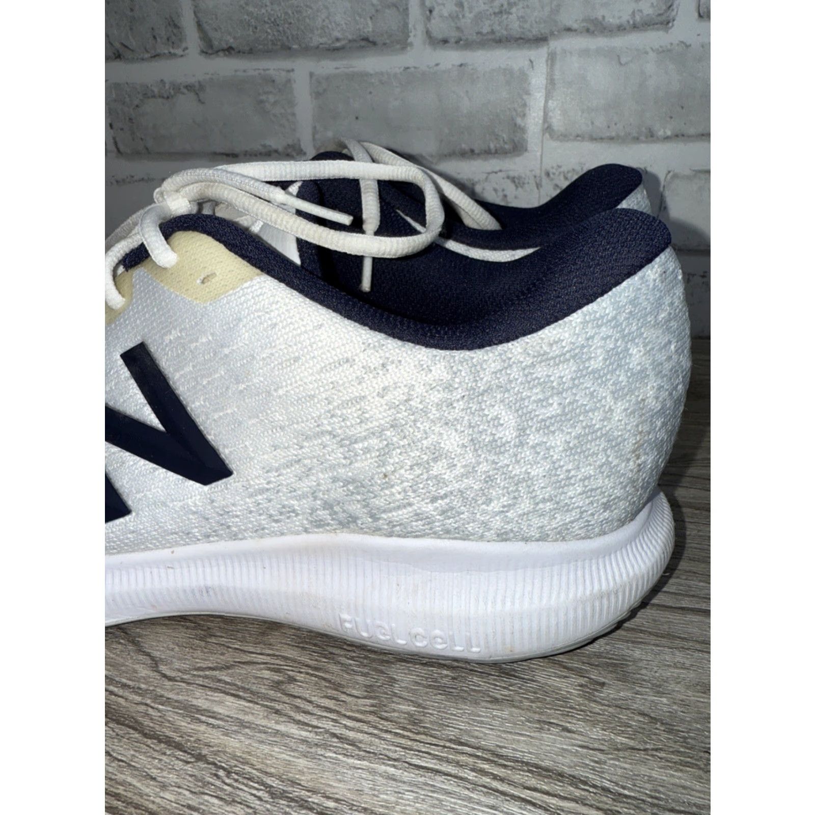 New Balance New Balance 996 Fuel Cell Lace Up Low Top Tennis Shoes Mens 14 EE White Sneaker Tennis Size US S / EU 44-46 / 1 - 4 Thumbnail