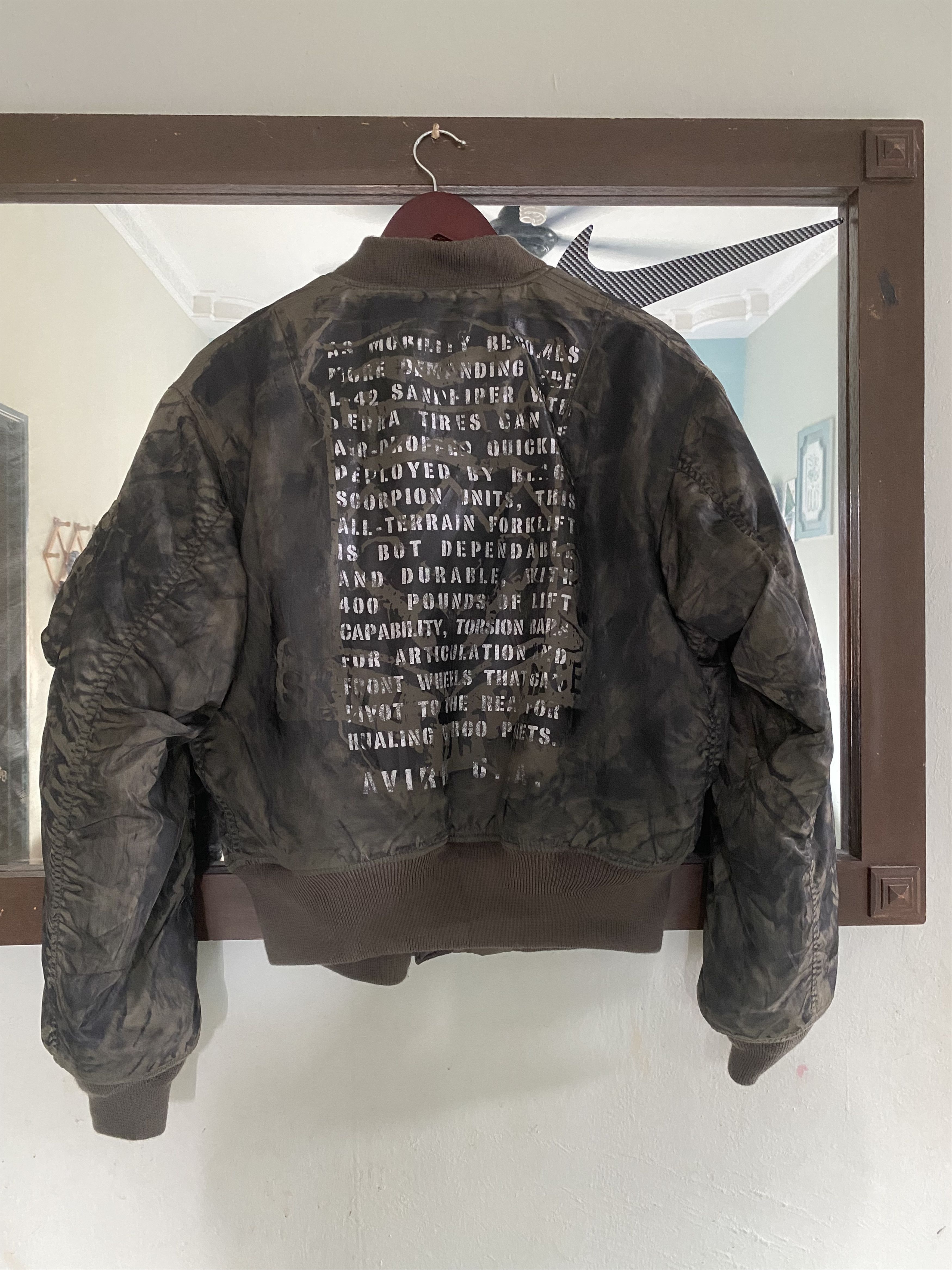 Avirex Vintage Avirex Bomber Jacket Paint Pattern M Size Size US M / EU 48-50 / 2 - 2 Thumbnail