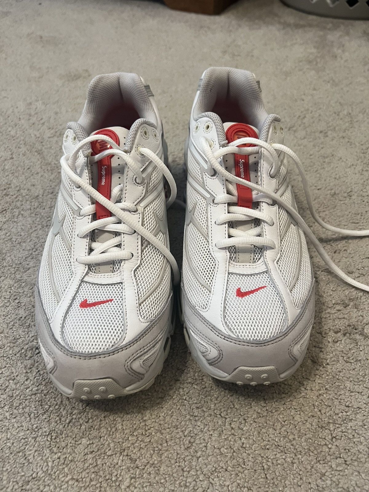 Nike × Supreme Supreme Nike Shox White/Red Size US 10.5 / EU 43-44 - 10 Thumbnail