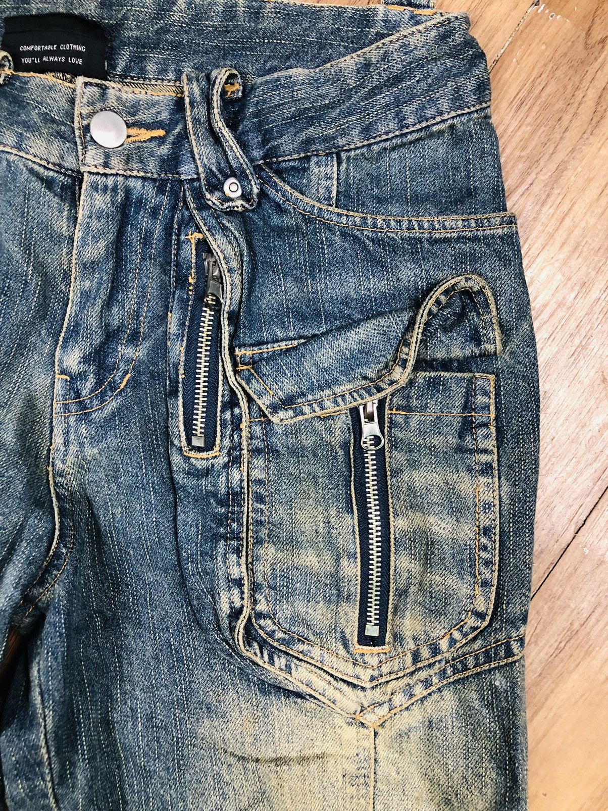 Japanese Brand Lav Y2k Multi-Pocket Cargo Flare Jeans (37) Size US 29 - 6 Thumbnail