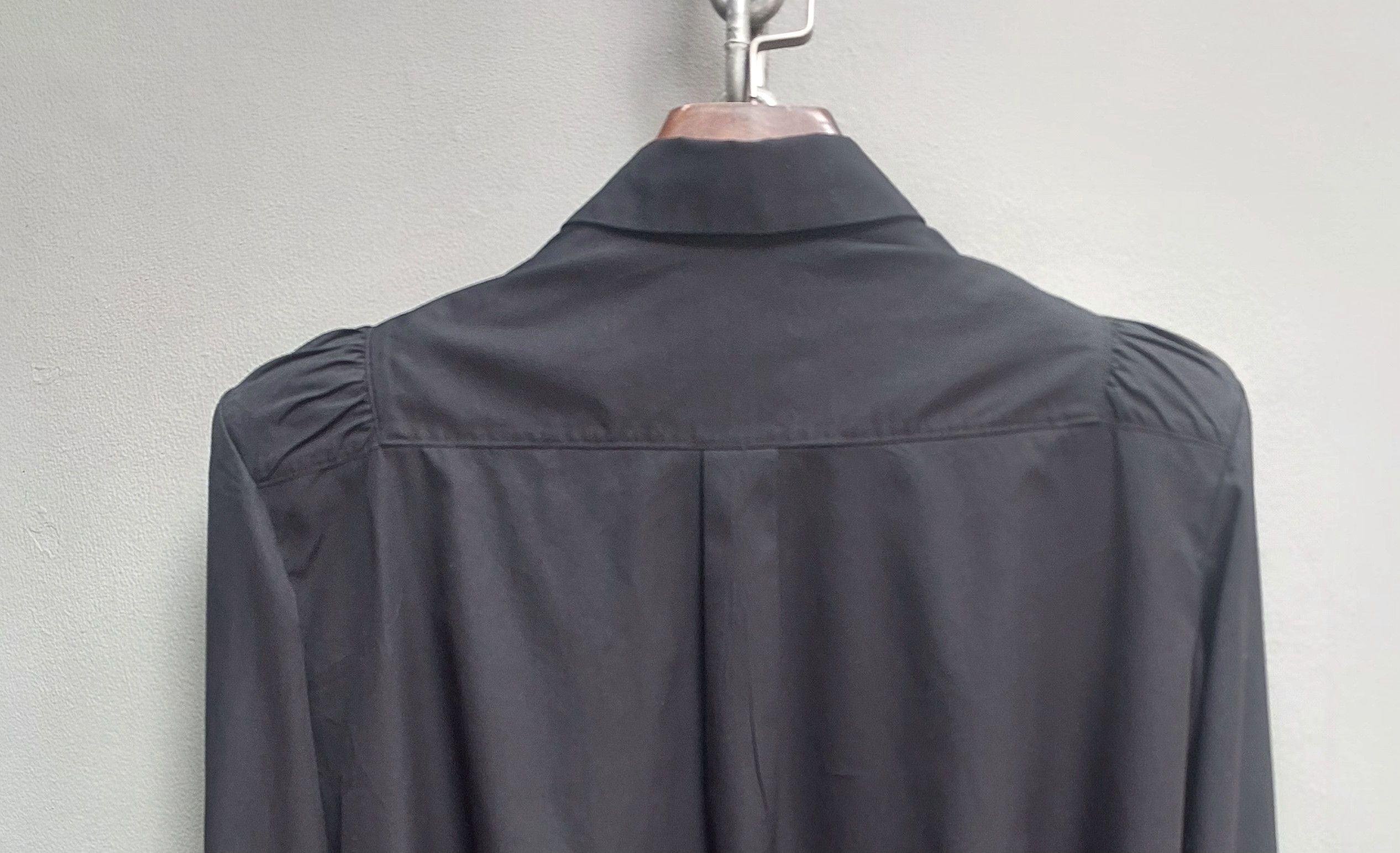 Noir Kei Ninomiya Noir Kei Ninomiya Black Structured Cotton Shirt Size M / US 6-8 / IT 42-44 - 11 Thumbnail