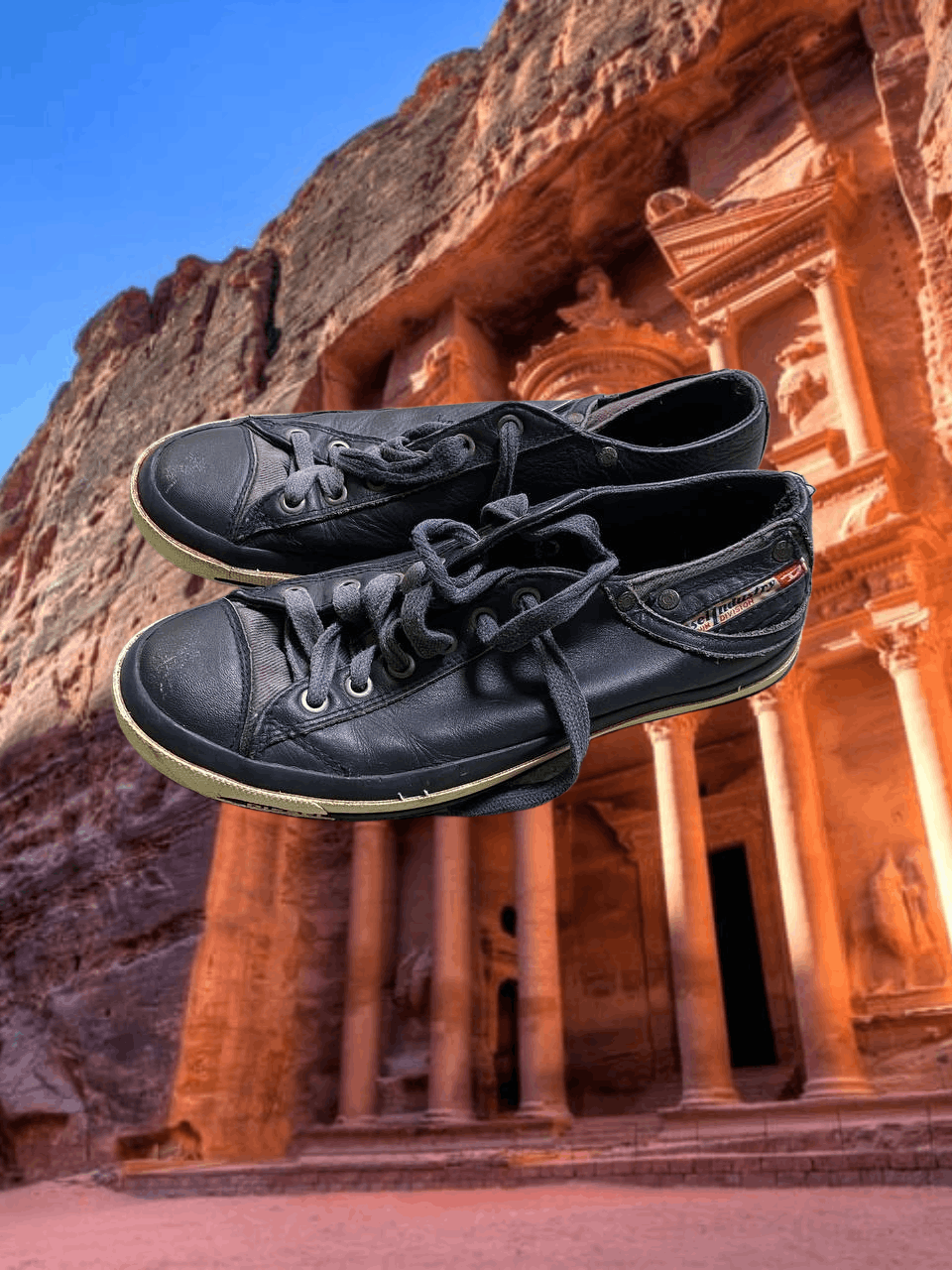Diesel Low-Top Sneakers Vintage Diesel logo Streetwear Y2K Size US 8.5 / EU 41-42 - 1 Thumbnail
