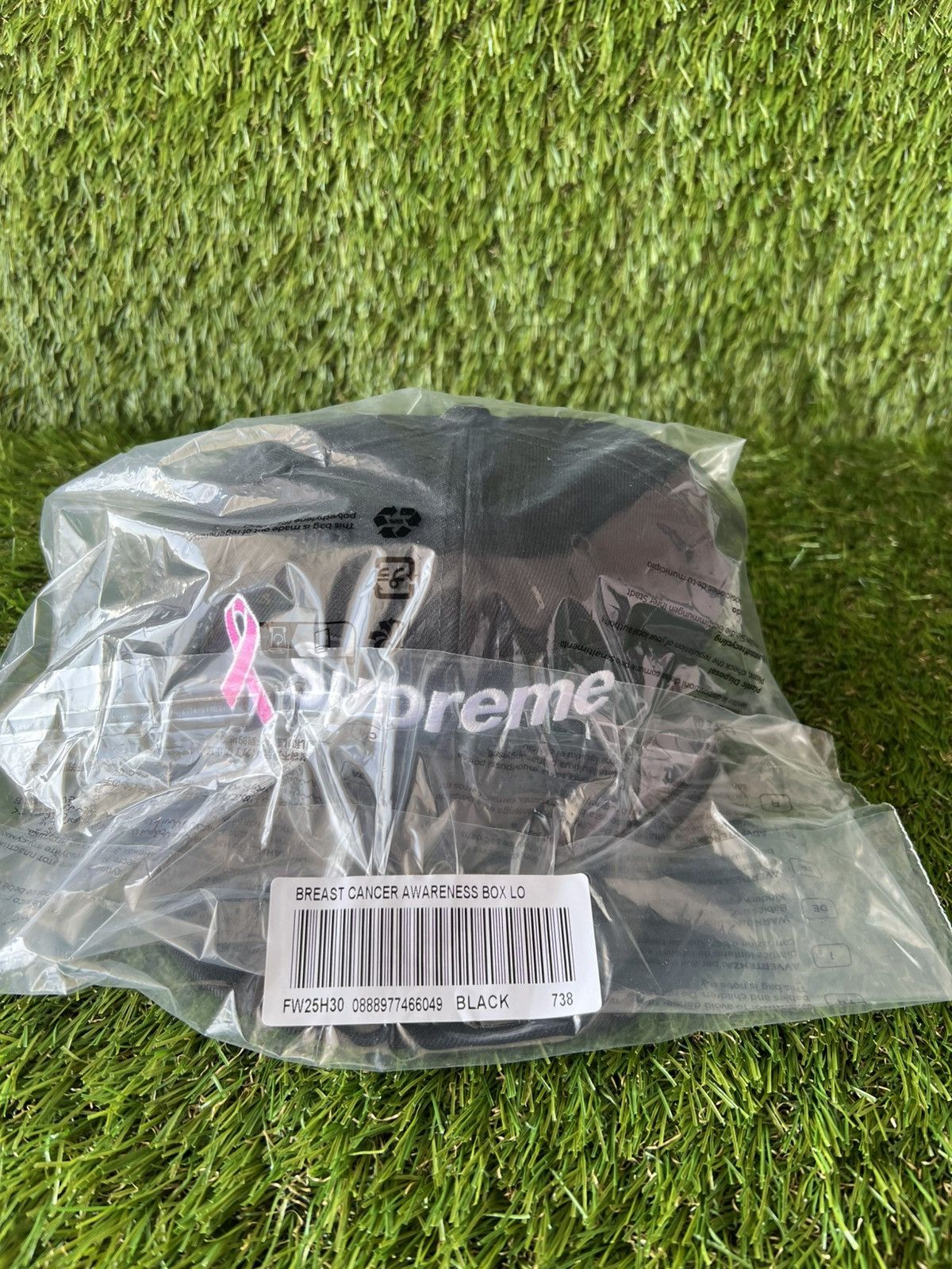New Era × Supreme Supreme x New Era Breast Cancer Awareness Box Logo Fitted Size ONE SIZE - 3 Thumbnail
