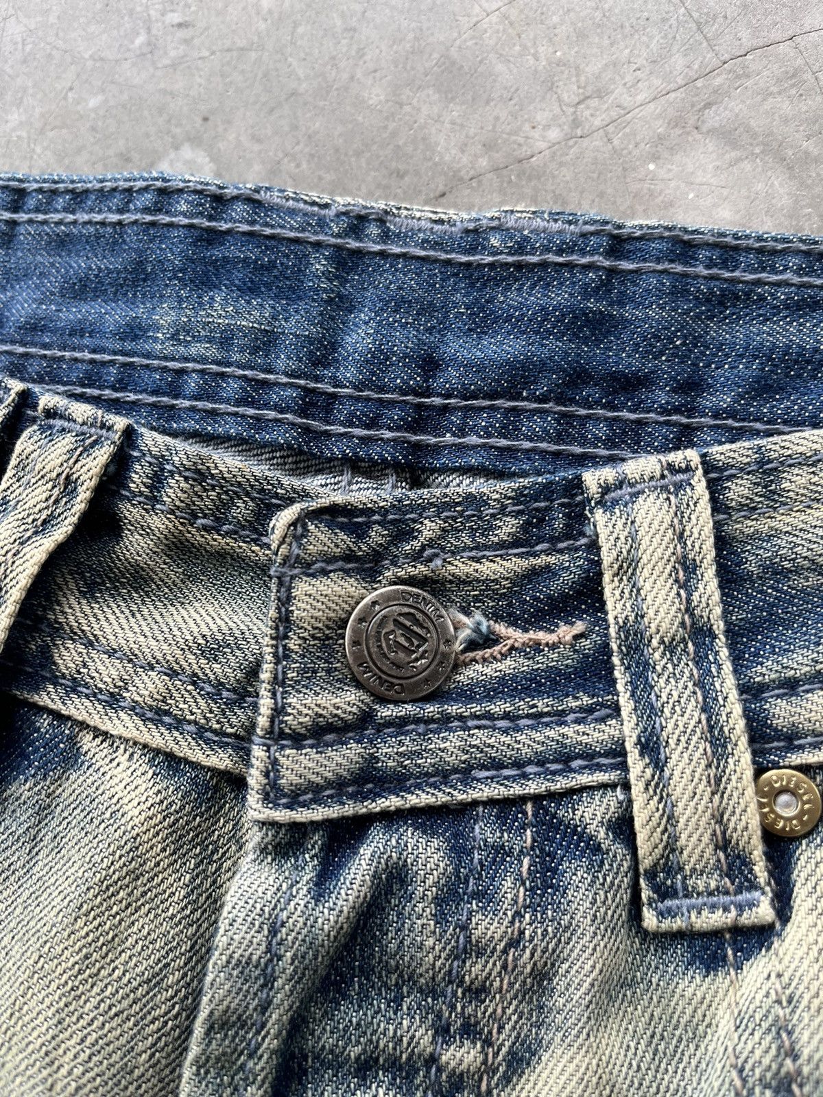Diesel Distressed Diesel mud wash faded blue jeans Size US 32 / EU 48 - 8 Thumbnail