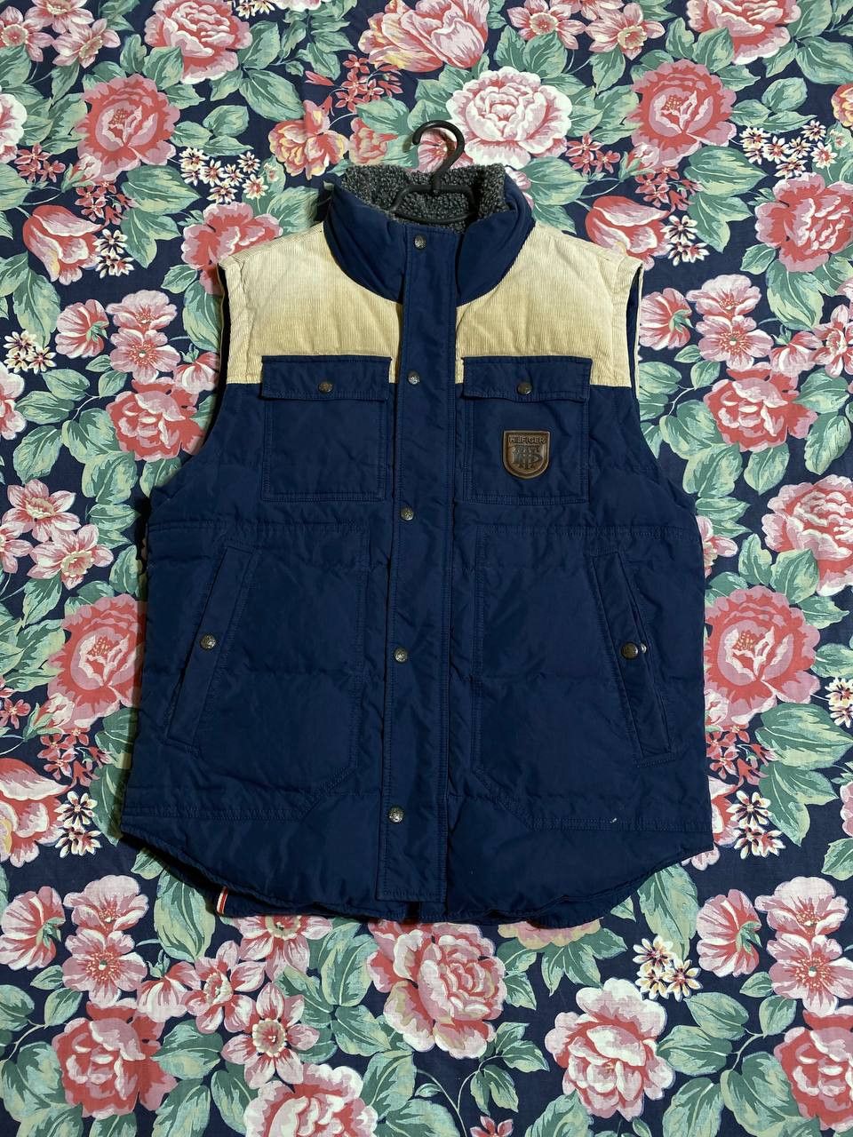 Tommy Hilfiger × Vintage Vintage brown Tommy Hilfiger hunting cargo utility vest Size US M / EU 48-50 / 2 - 16 Thumbnail