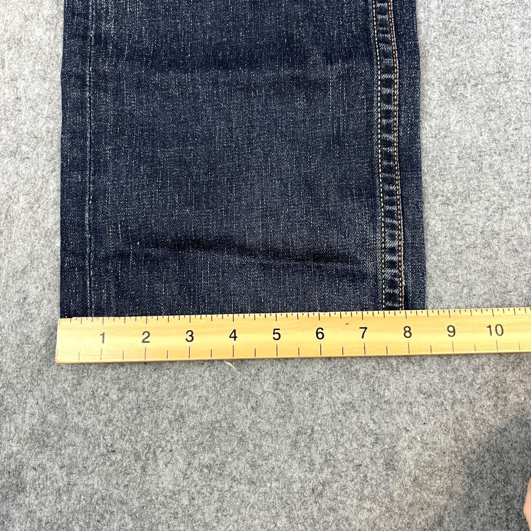Tommy Hilfiger Tommy Hilfiger Jeans Relaxed Straight 34 29 Dark Wash Blue Whiskering Vintage Mens 5-Pocket Denim Cotton Baggy Style Straight Jeans Men Size US 34 / EU 50 - 3 Thumbnail