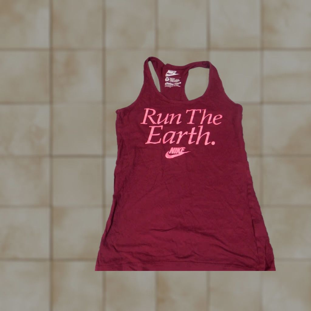Nike Nike Womens Shirt Tank S Burgundy Logo Running Casual Cup Denim Open 100% Cotton Regular Womens Nike Tank S Red Logo Running Casual Shirt Size S / US 4 / IT 40 - 1 Thumbnail
