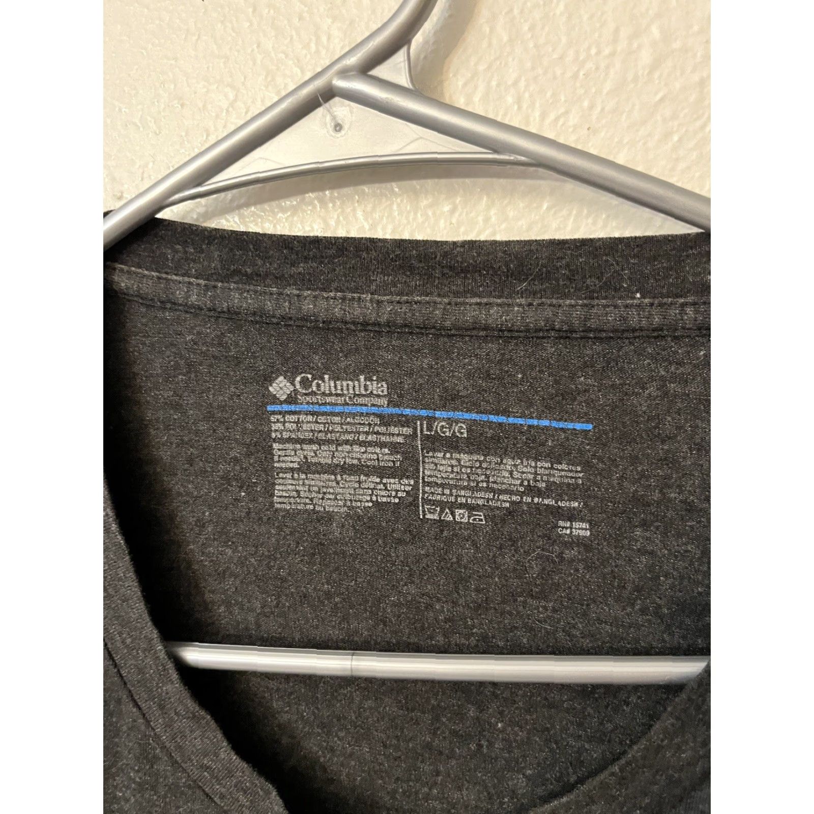 Vintage Columbia T-Shirt Shirt Mens Large Charcoal Gray Long Sleeve Crew Neck 65% Polyester 35% Cotton Logo PFG Fisherman All Seasons Lightweight Vintage No Size US L / EU 52-54 / 3 - 3 Thumbnail