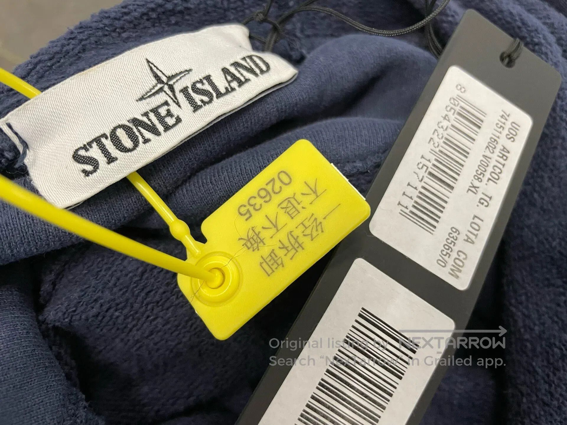 Stone Island STONE ISLAND Dark Blue Sleeve Badge Half Zip Hoodie Size US XL / EU 56 / 4 - 7 Thumbnail