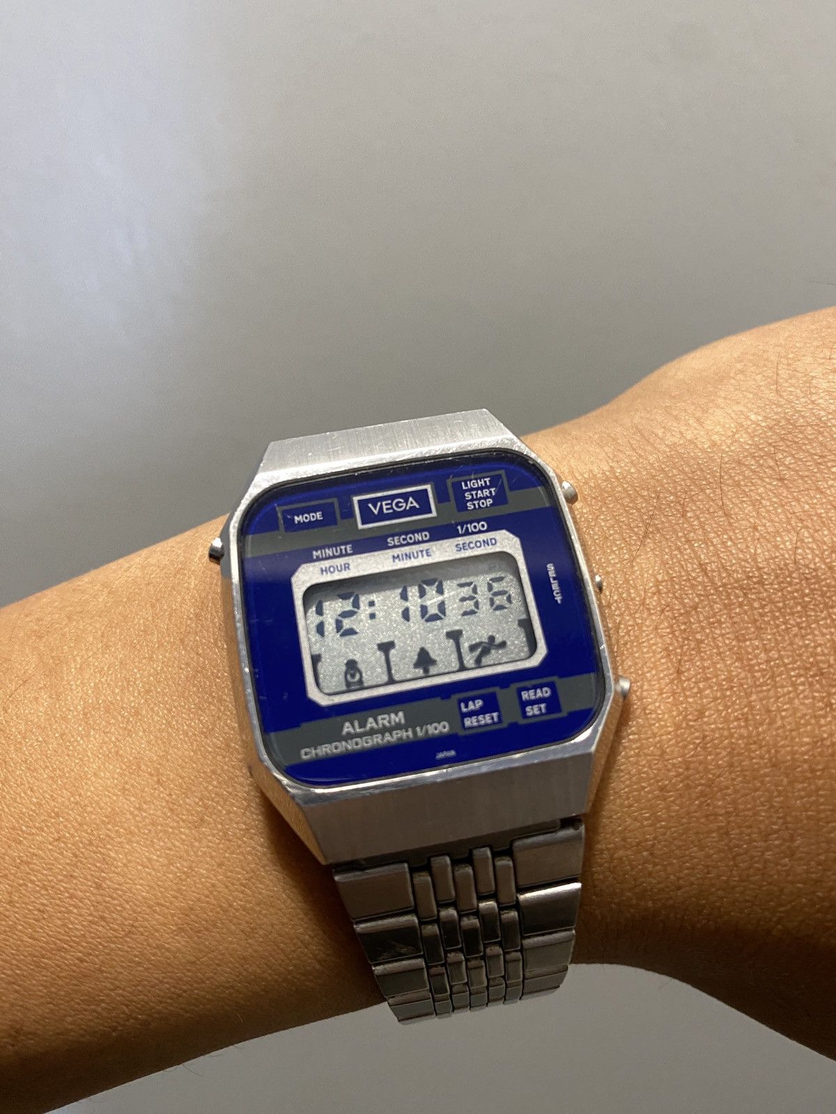 Citizen Vintage 1980s Citizen Vega Digital Watch Size ONE SIZE - 3 Thumbnail