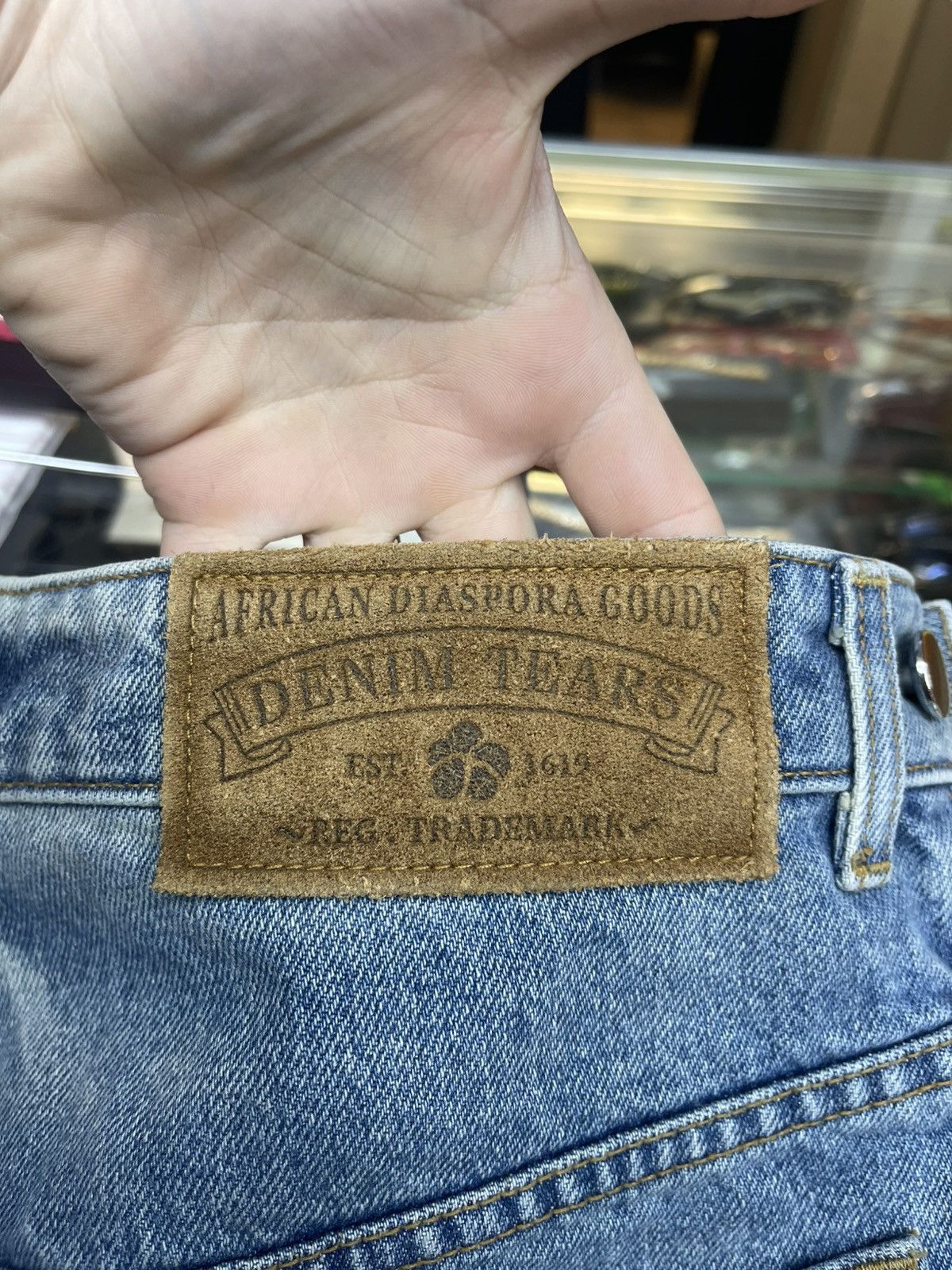 DENIM TEARS Size L - Denim Tear Cotton Wreath Blue Denim Shorts Size US 34 / EU 50 - 8 Thumbnail