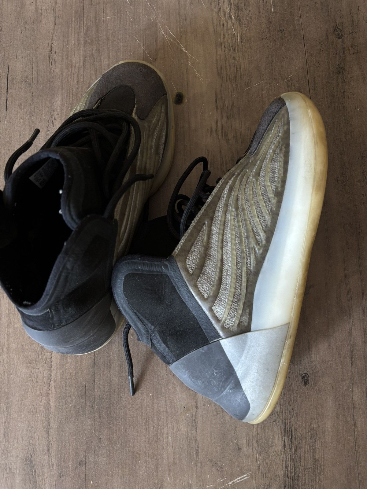 Adidas × Y's YEEZY QUANTUM Size US 9.5 / EU 42-43 - 11 Thumbnail