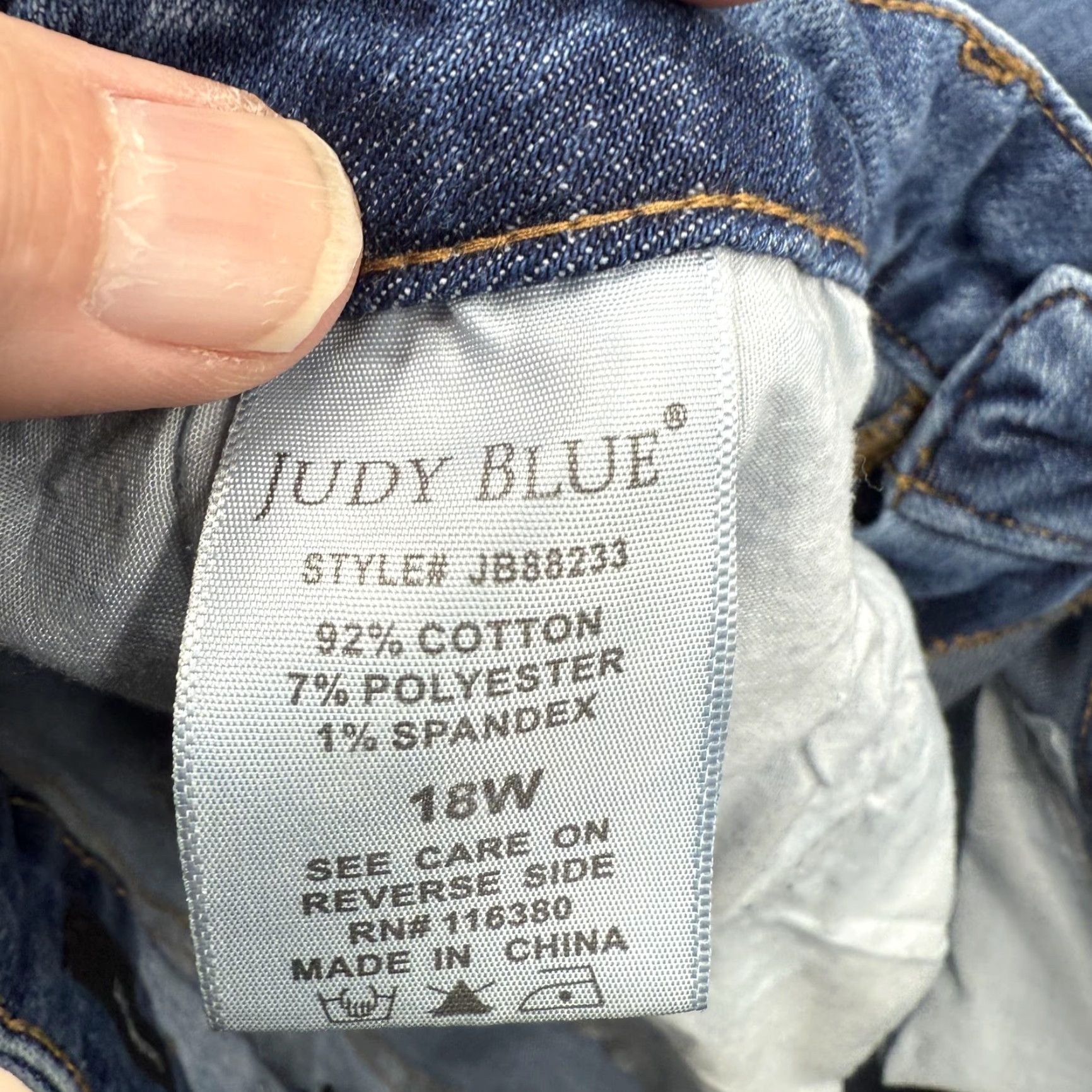 Vintage VINTAGE Judy Blue Jeans Womens 18W Blue Medium Wash Skinny Fit Distressed Ripped Stretch Size 40" / US 18 - 5 Thumbnail