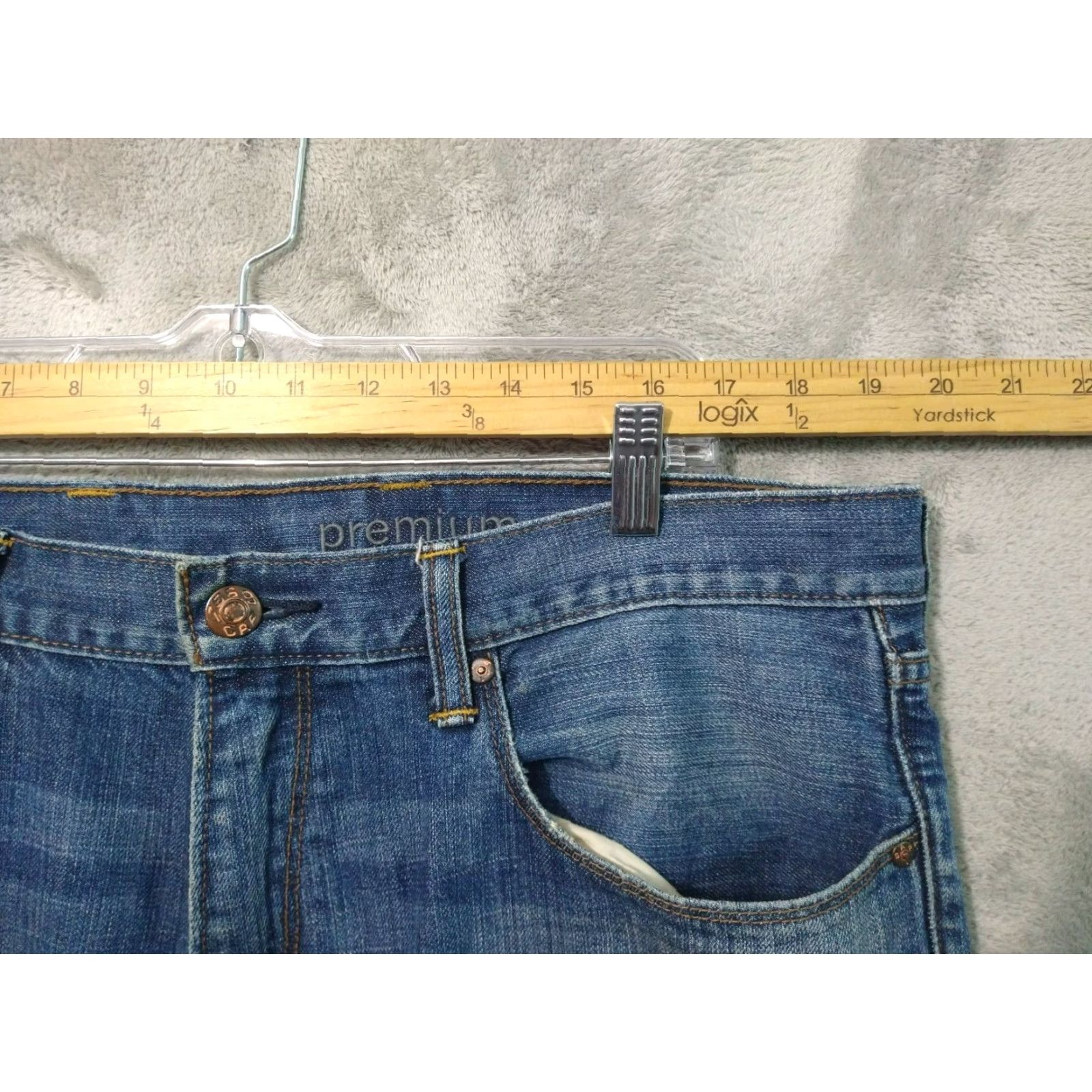 Gap Gap Jeans Mens 38x32 Blue Denim Premium Boot Cut Dark Wash Mid Rise Distressed Jeans Mens Blue Premium Bootcut Denim 90s? Not relevant. Size US 38 / EU 54 - 3 Thumbnail